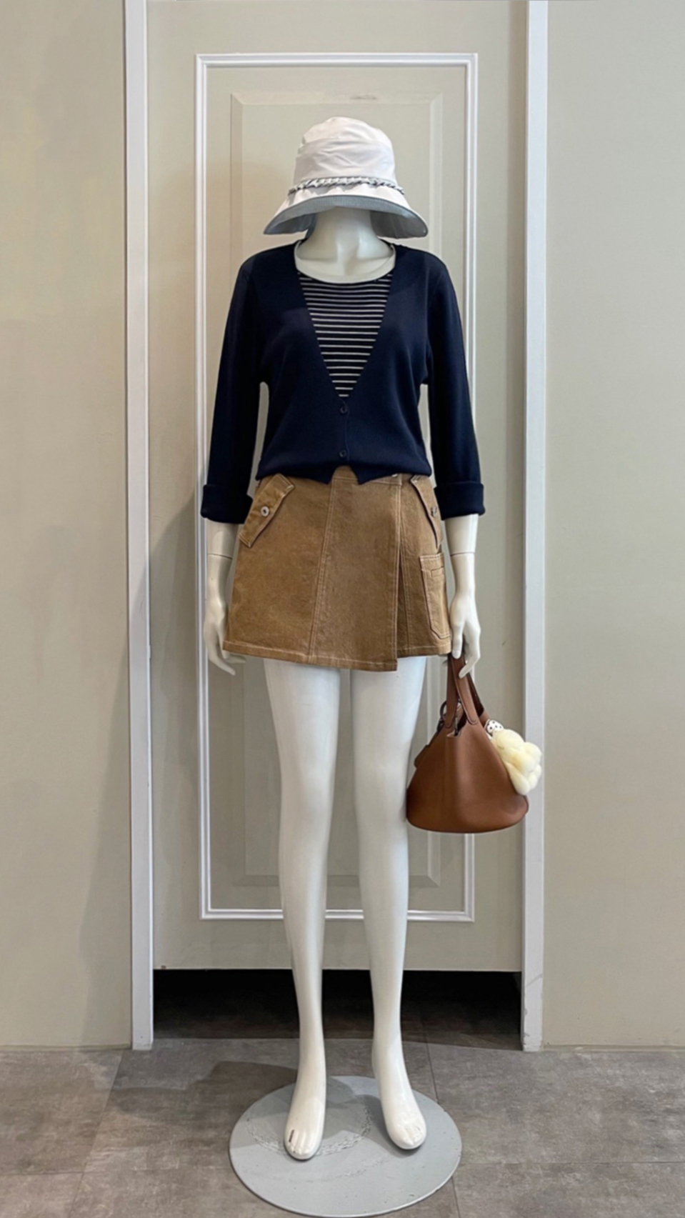 LINE_ALBUM_111.11.03 穿搭分享_221103_2