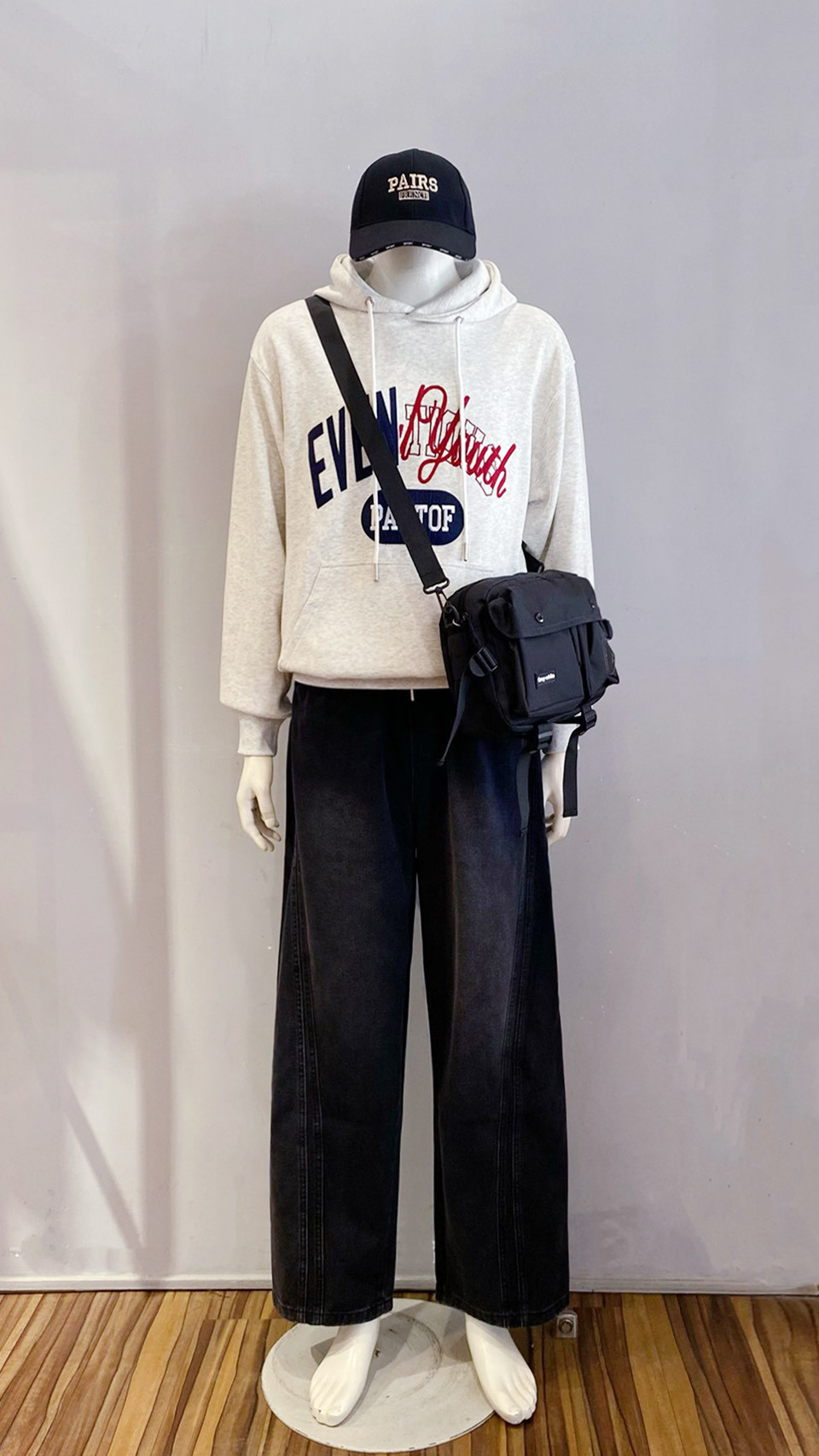 LINE_ALBUM_111.12.15 穿搭分享_221214_28