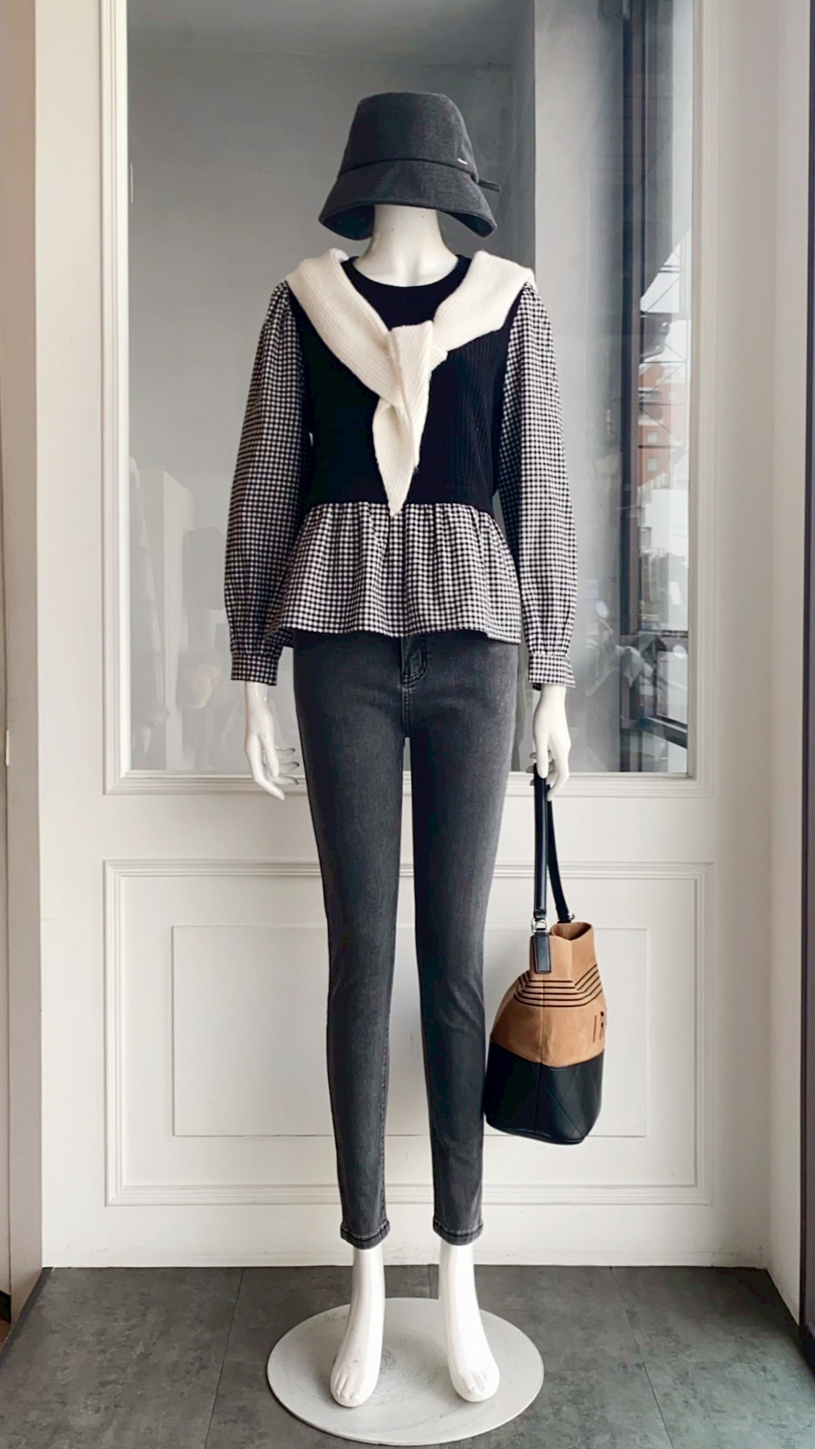 LINE_ALBUM_111.11.03 穿搭分享_221103_2