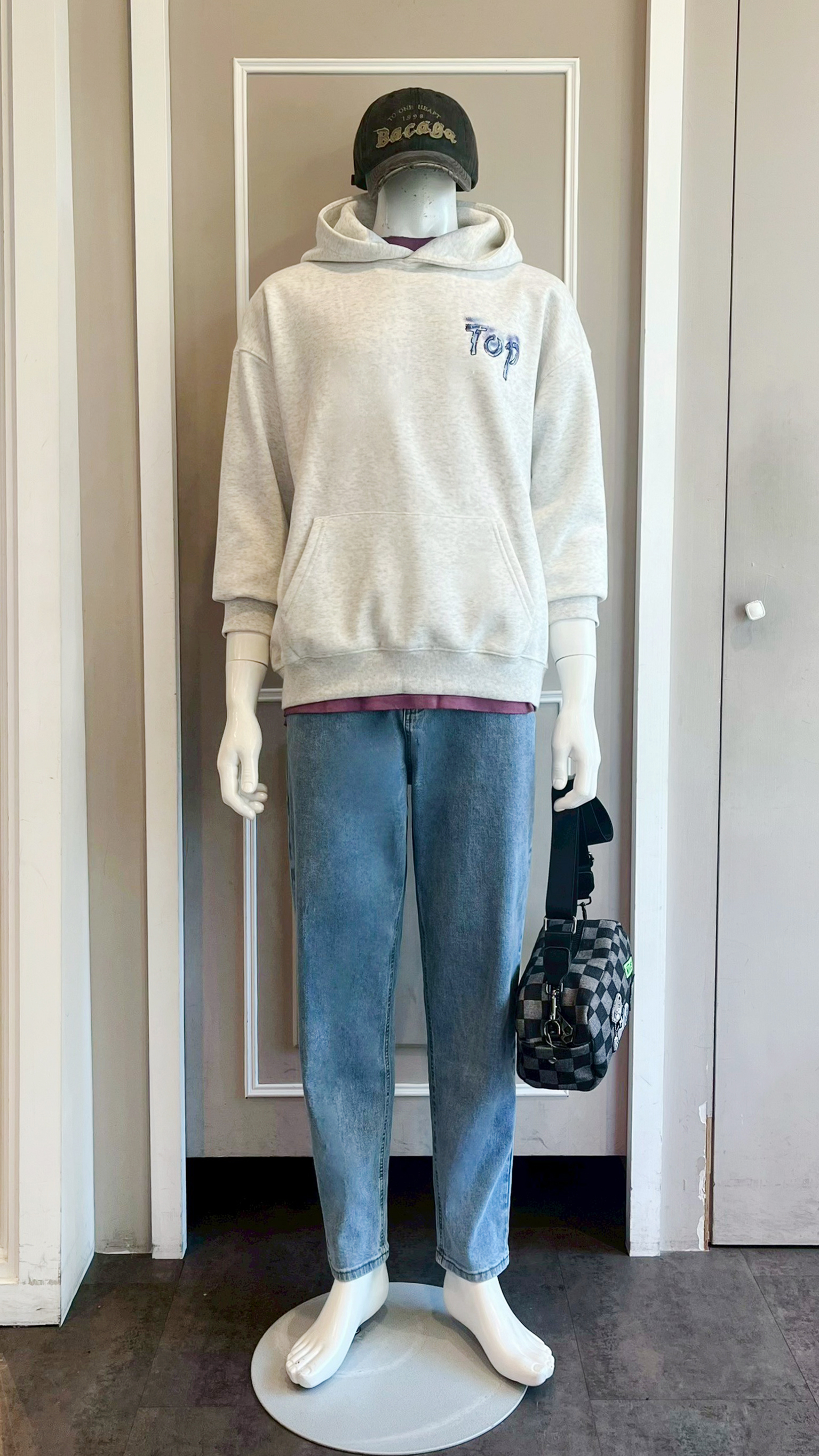 LINE_ALBUM_111.12.15 穿搭分享_221214_28