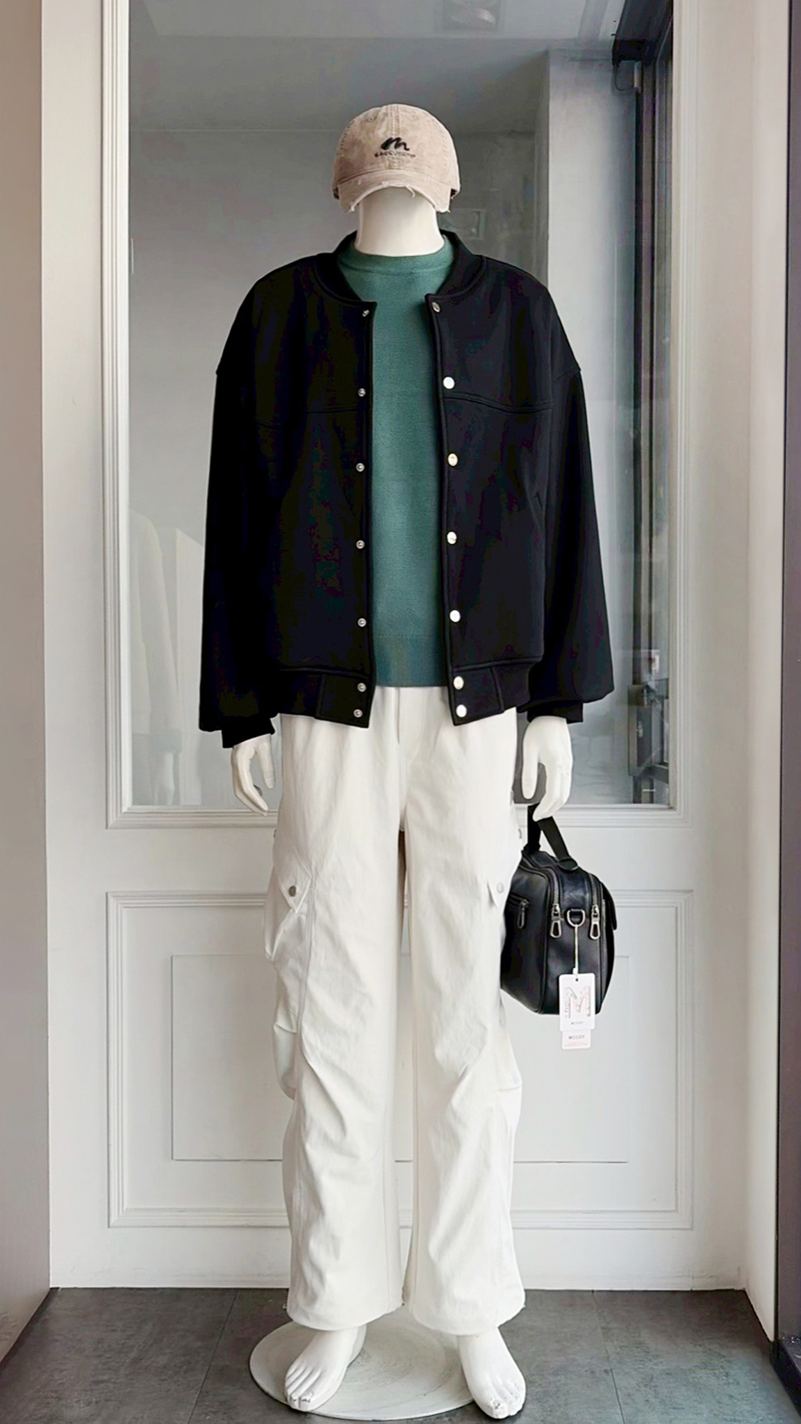 LINE_ALBUM_111.12.15 穿搭分享_221214_28