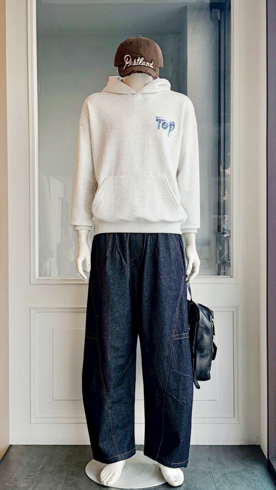 LINE_ALBUM_111.12.15 穿搭分享_221214_28