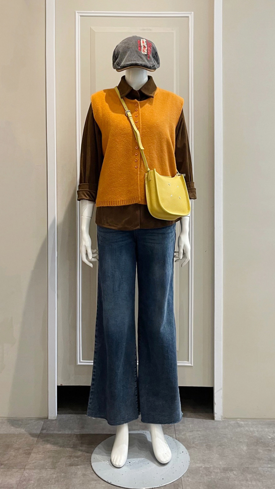 LINE_ALBUM_111.11.03 穿搭分享_221103_2