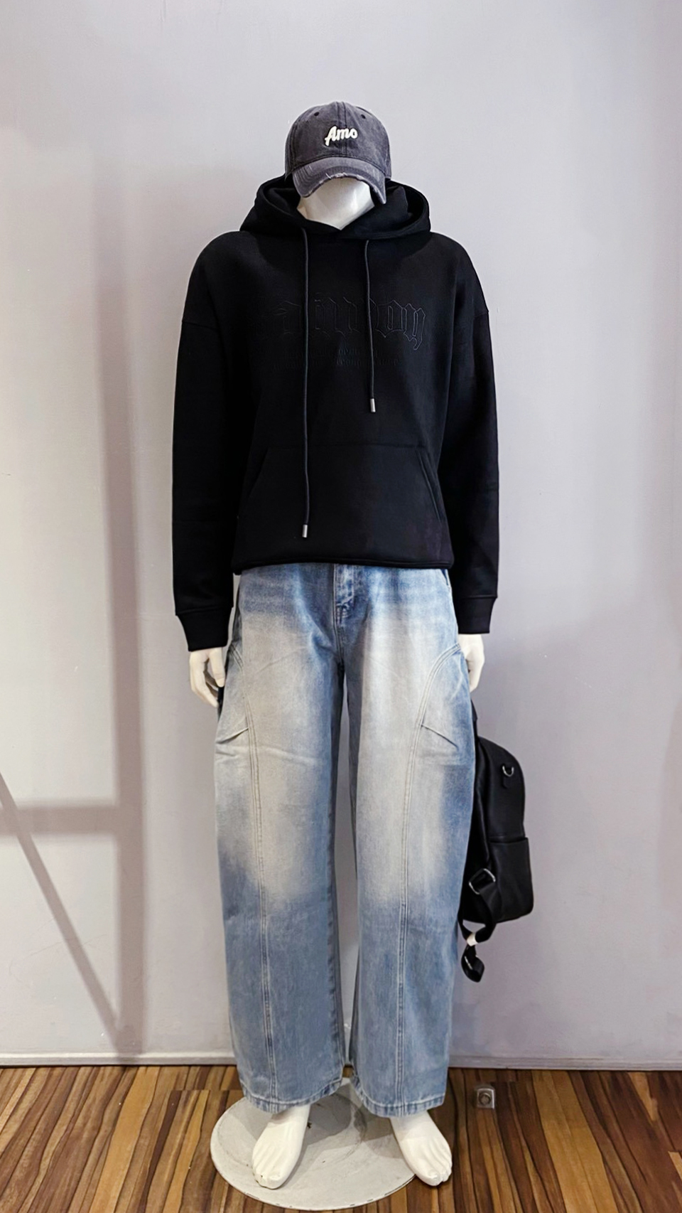 LINE_ALBUM_111.12.15 穿搭分享_221214_28