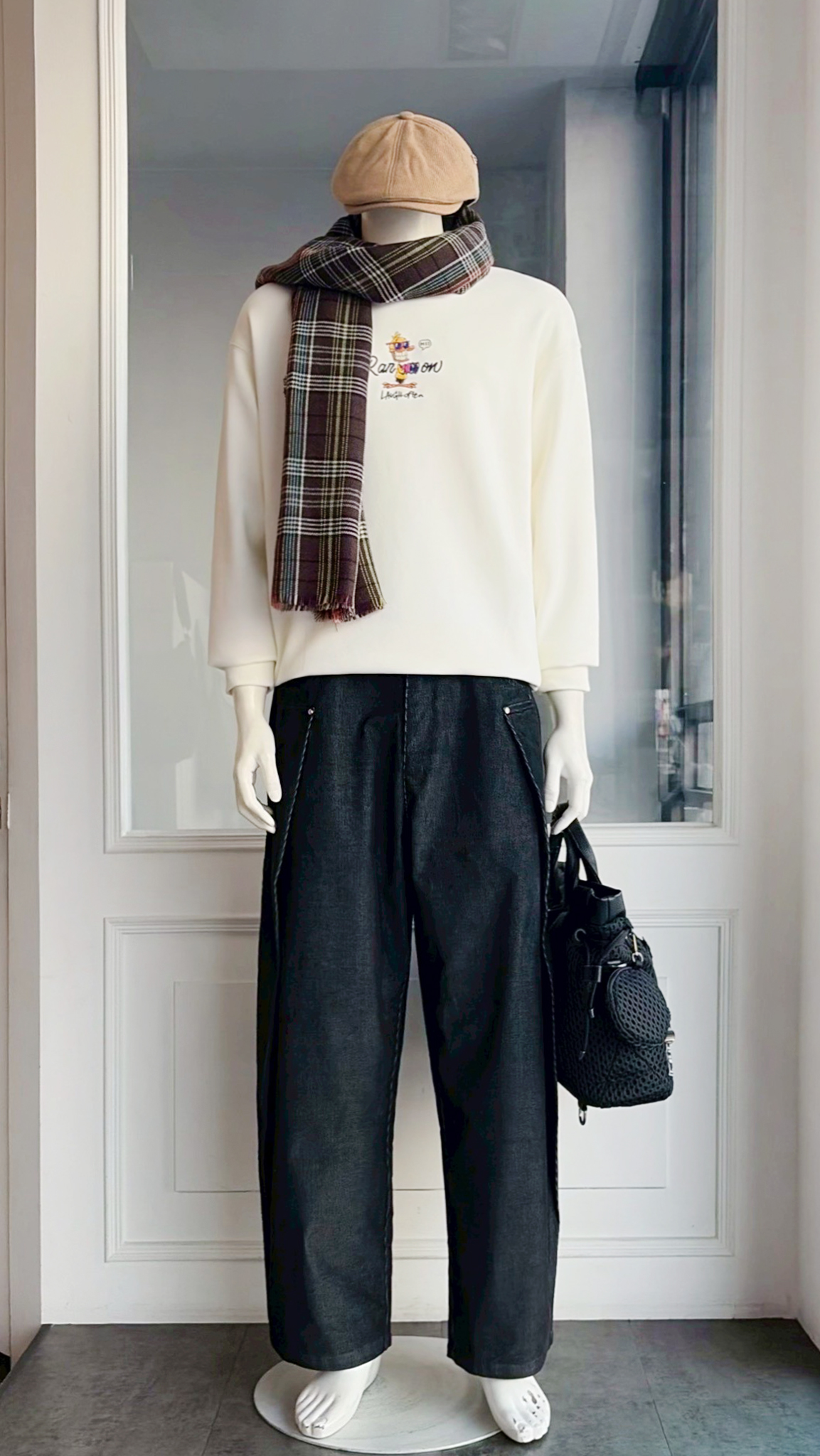 LINE_ALBUM_111.12.15 穿搭分享_221214_28