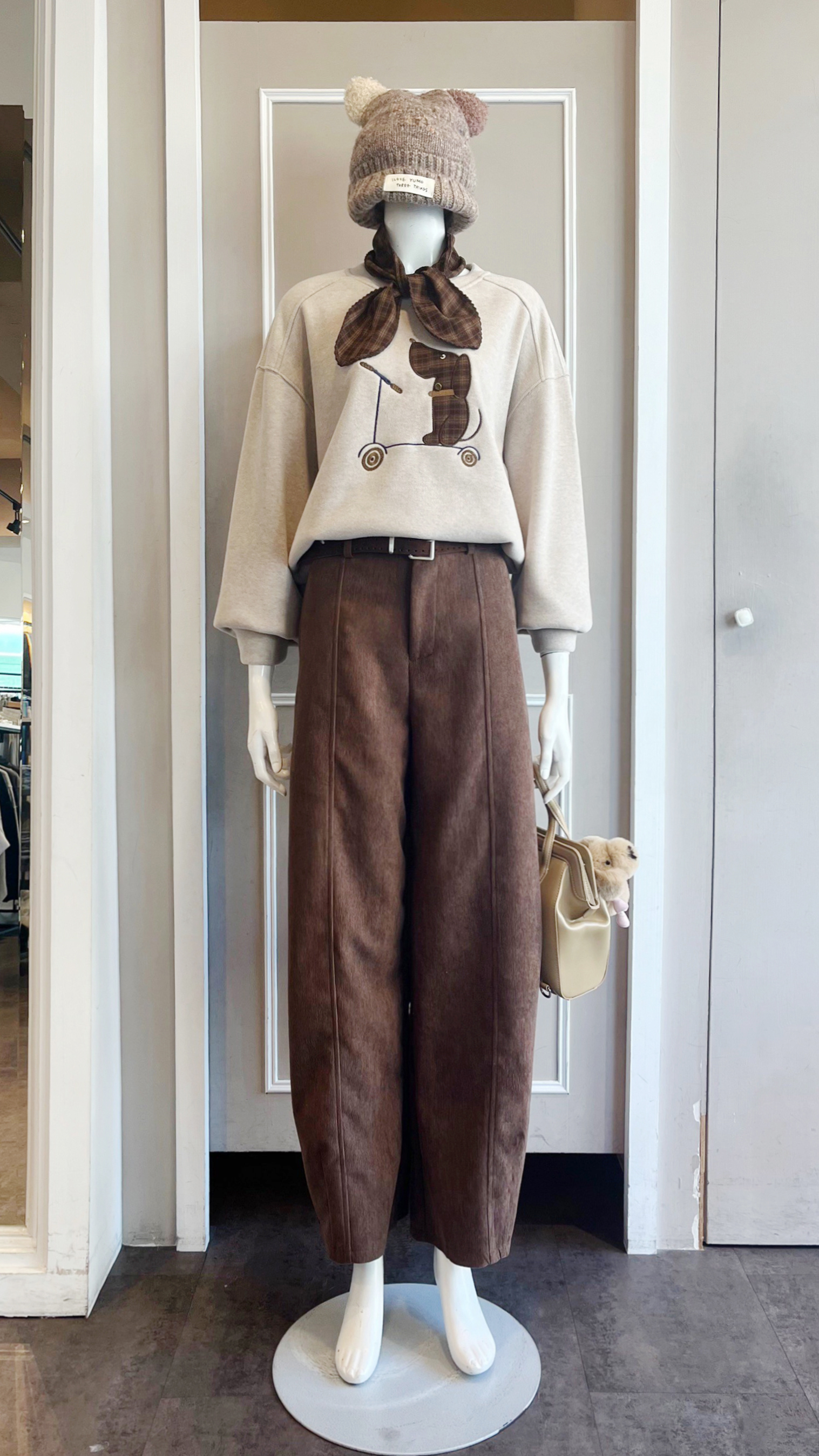 LINE_ALBUM_111.11.03 穿搭分享_221103_2