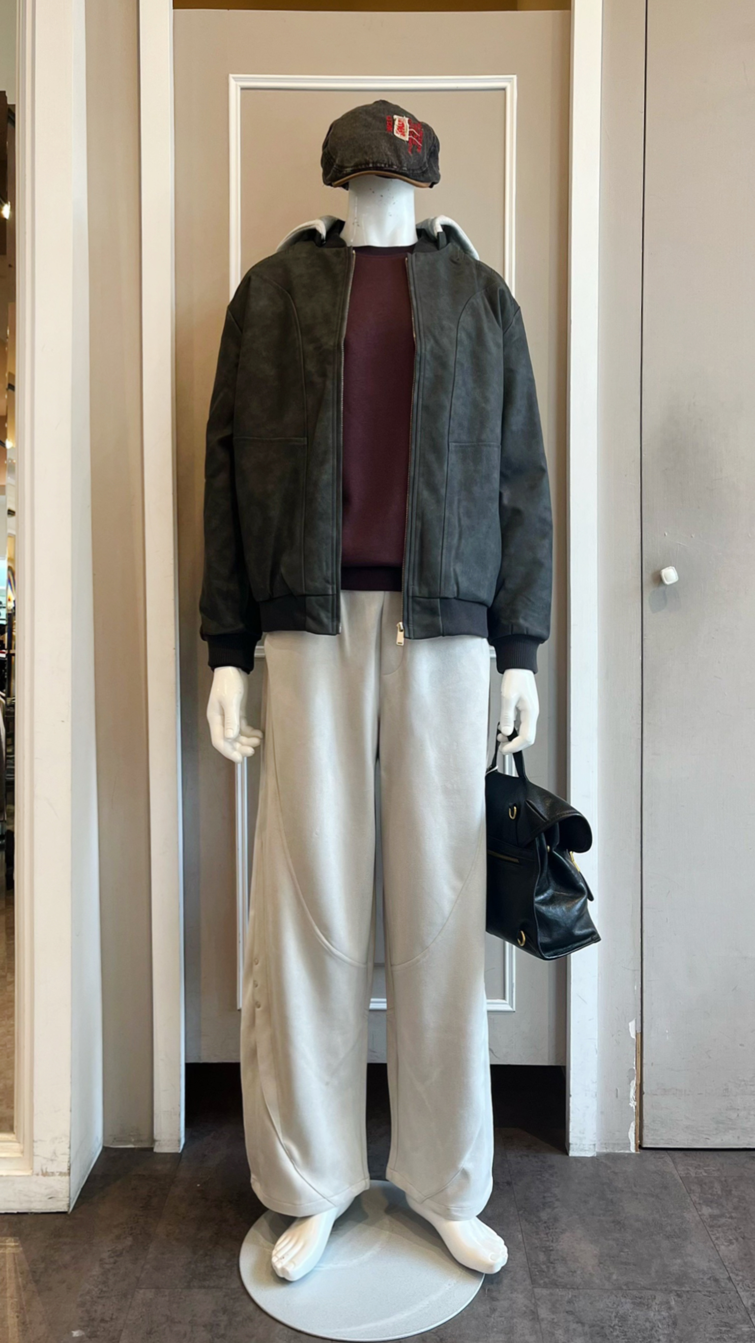 LINE_ALBUM_111.12.15 穿搭分享_221214_28