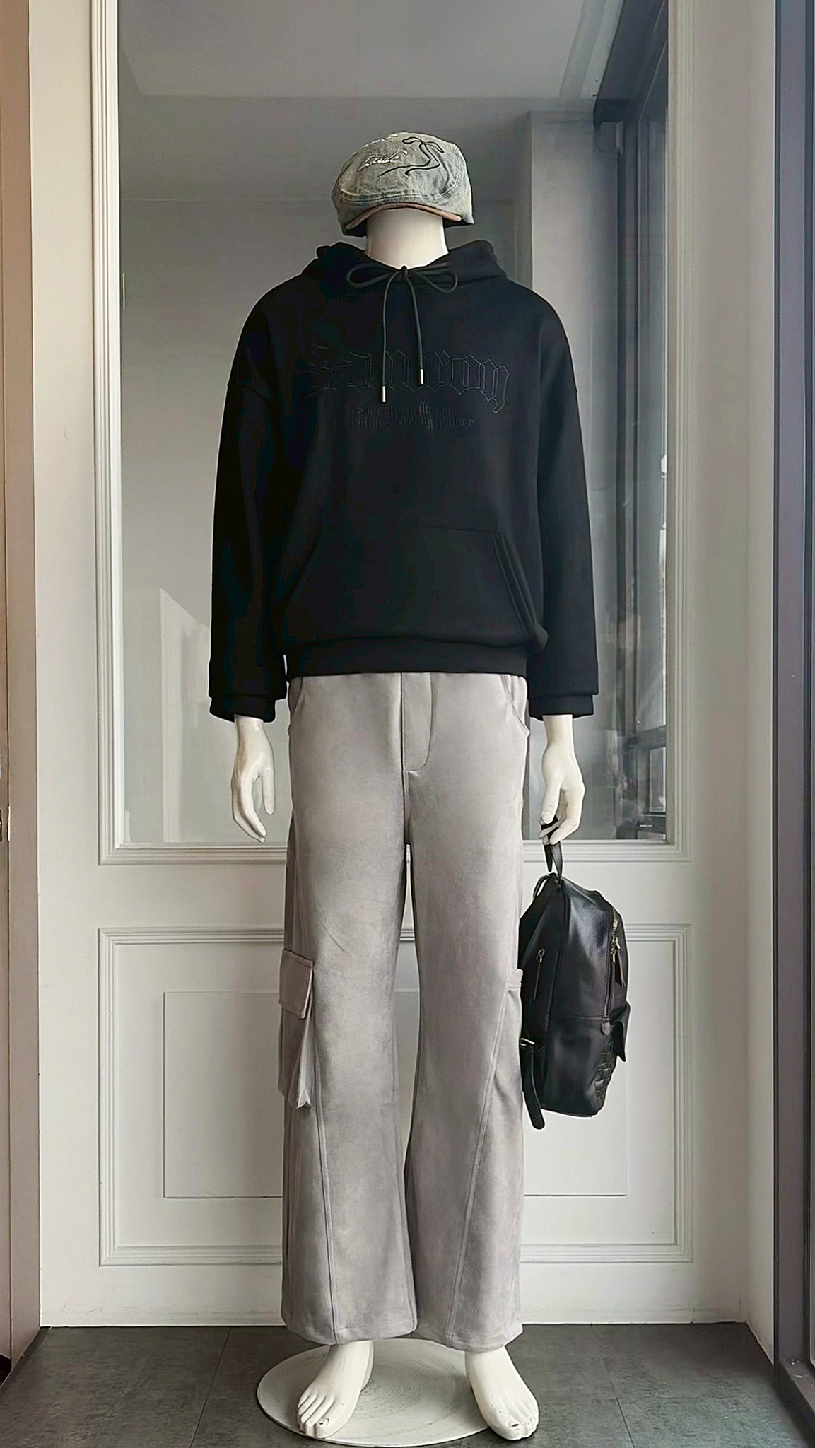 LINE_ALBUM_111.12.15 穿搭分享_221214_28