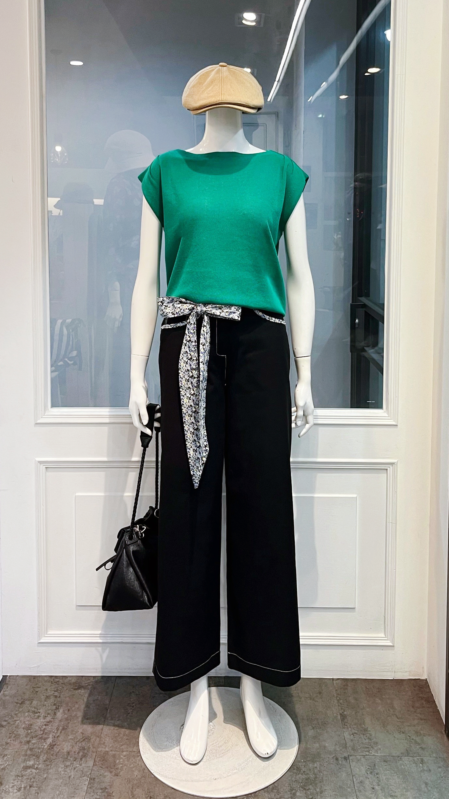 LINE_ALBUM_111.11.03 穿搭分享_221103_2