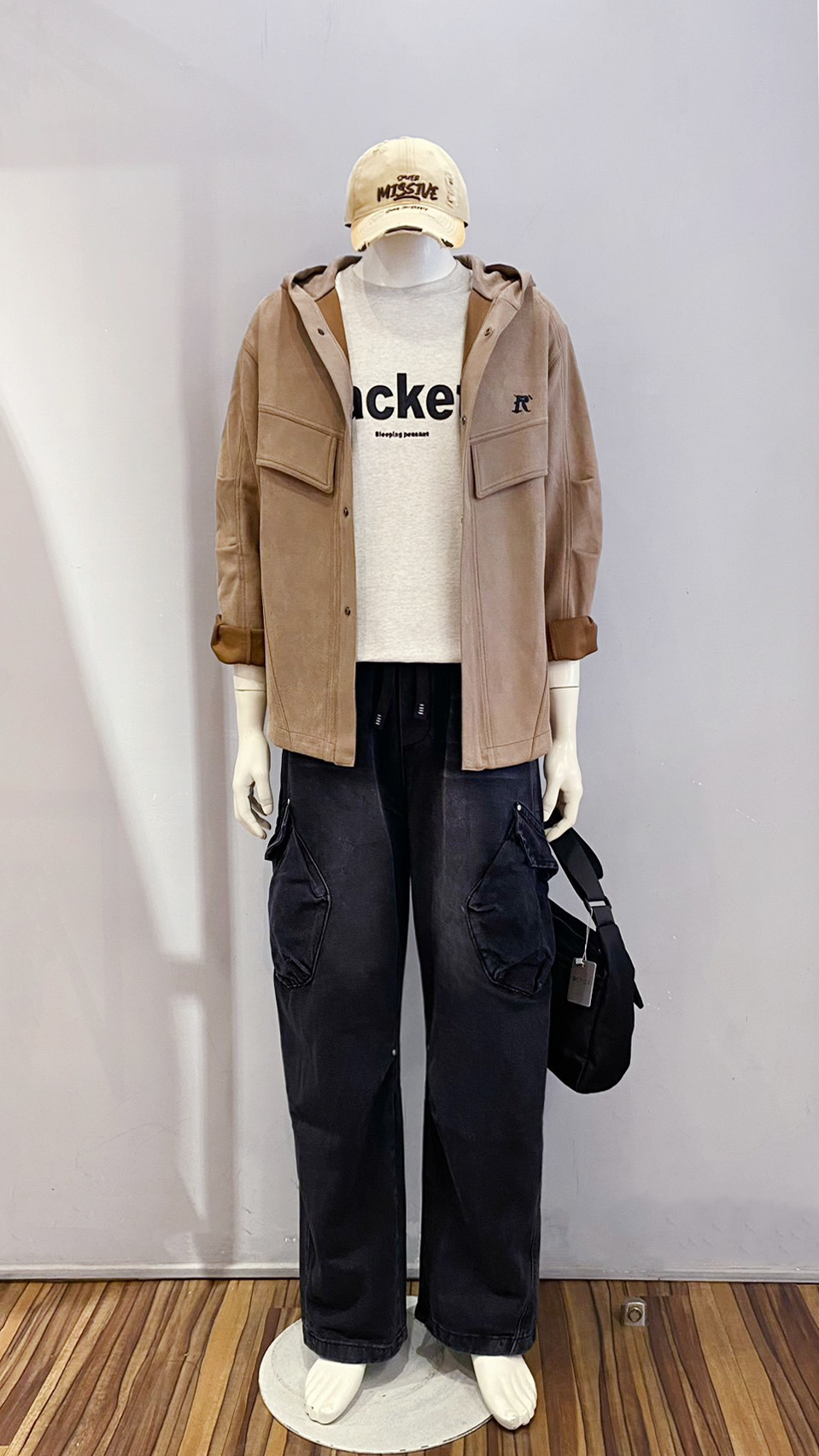 LINE_ALBUM_111.12.15 穿搭分享_221214_28