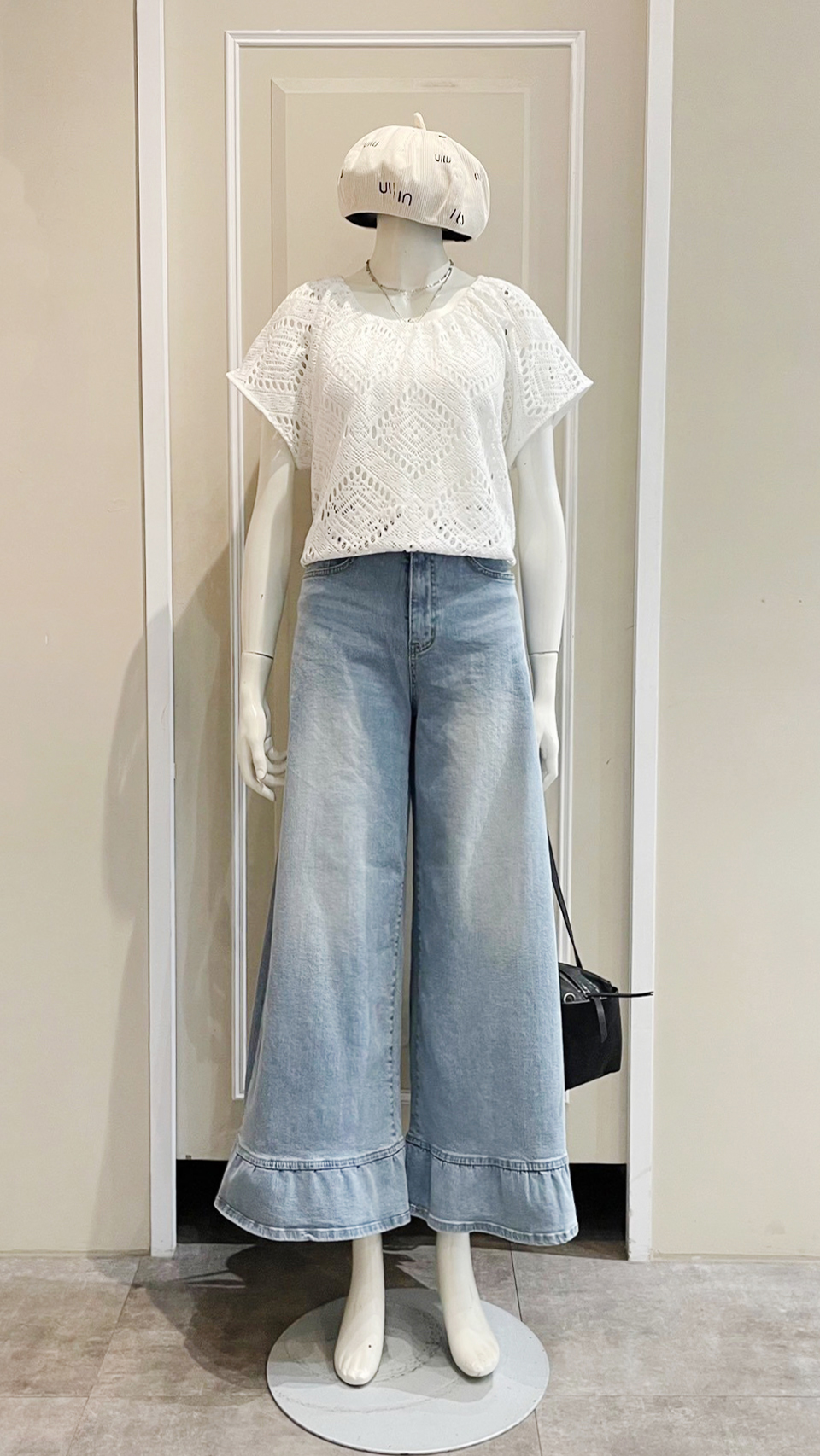 LINE_ALBUM_111.11.03 穿搭分享_221103_2