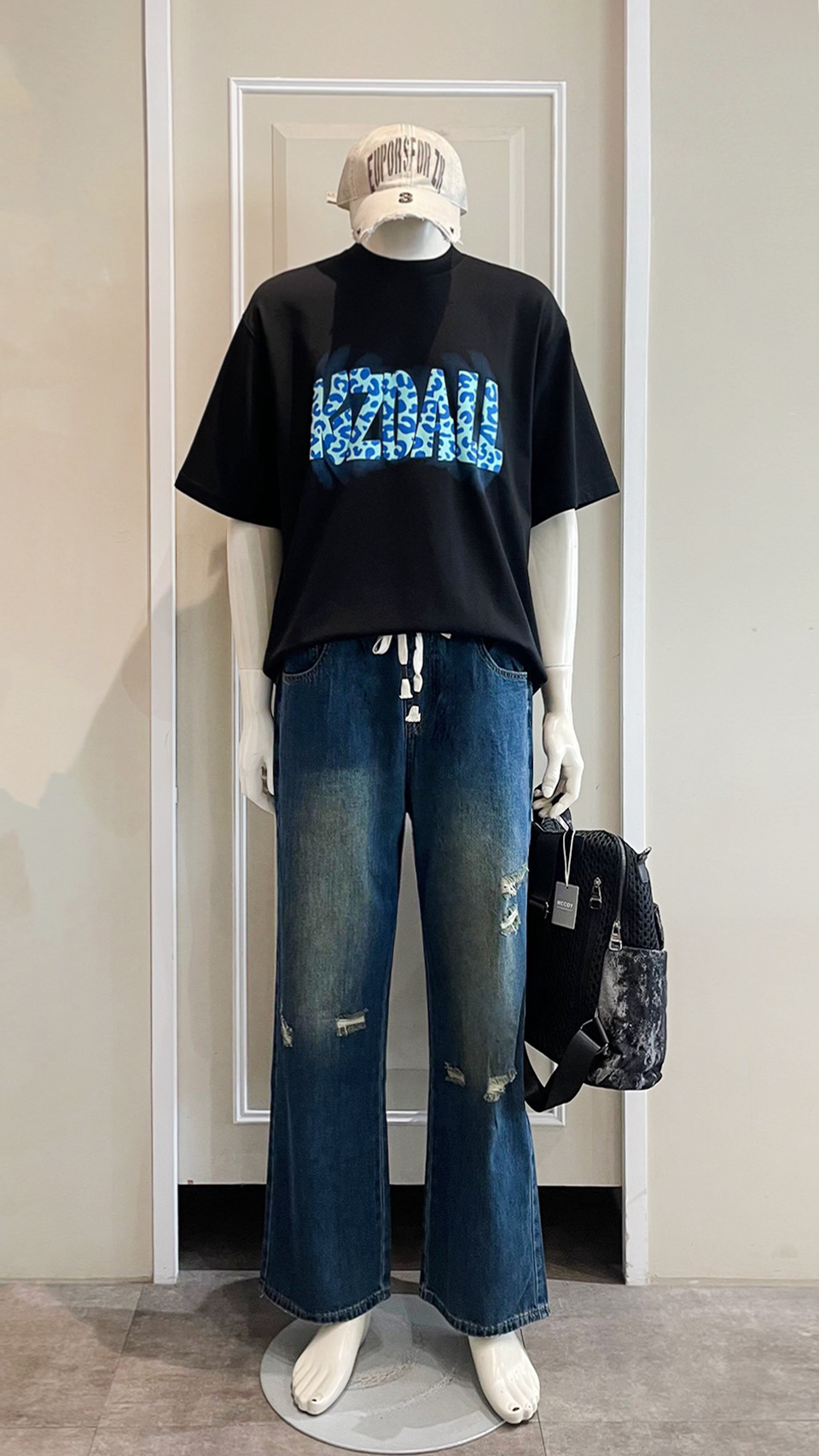 LINE_ALBUM_115.03.12 穿搭分享_260312_21