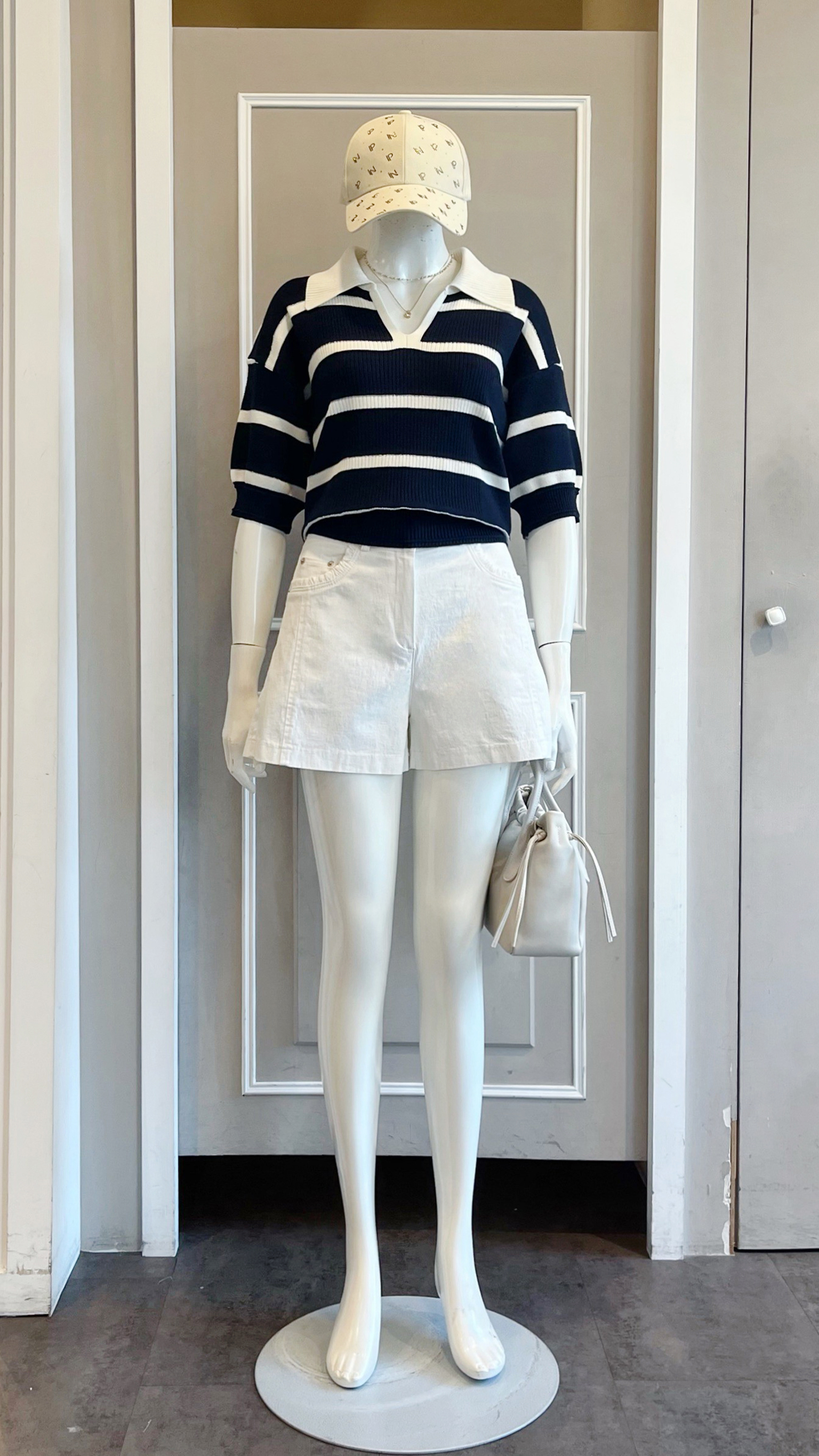 LINE_ALBUM_111.11.03 穿搭分享_221103_2