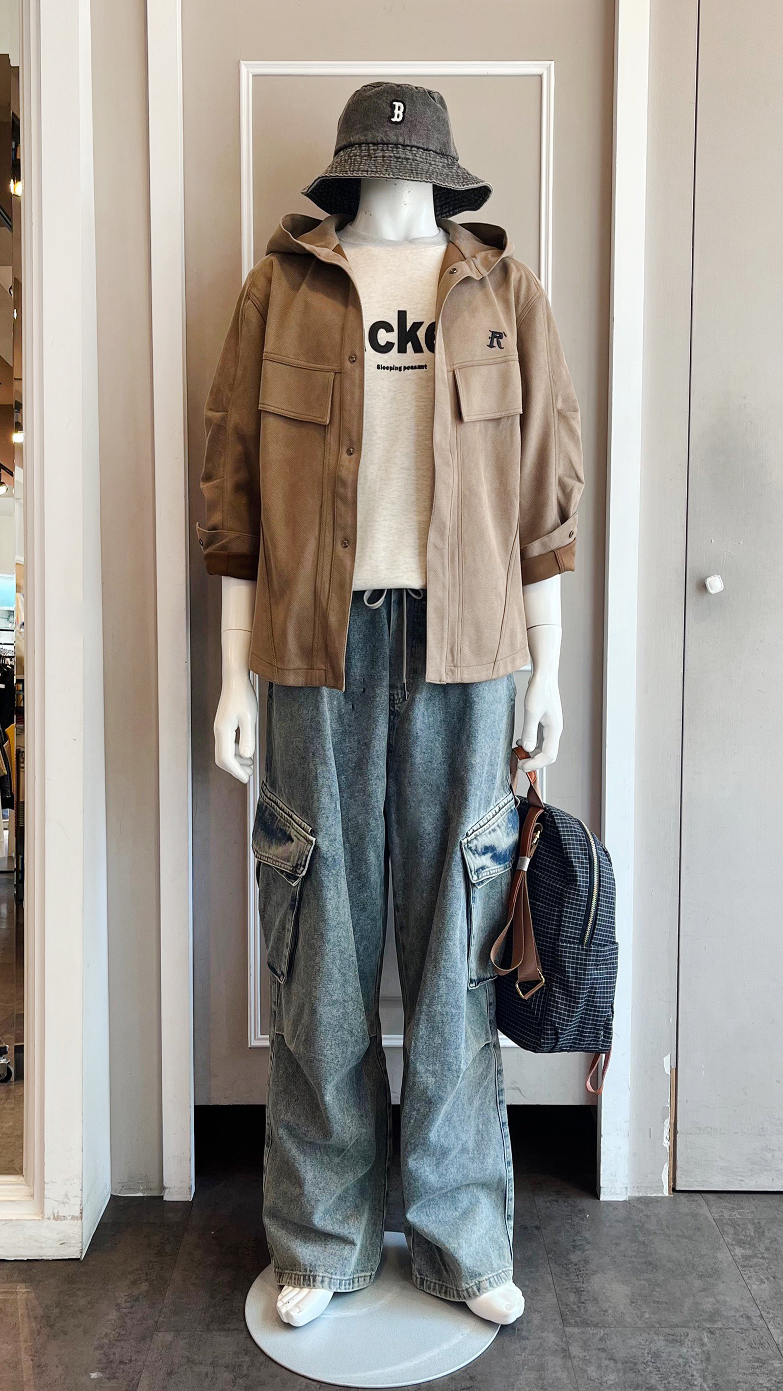 LINE_ALBUM_115.03.12 穿搭分享_260312_21