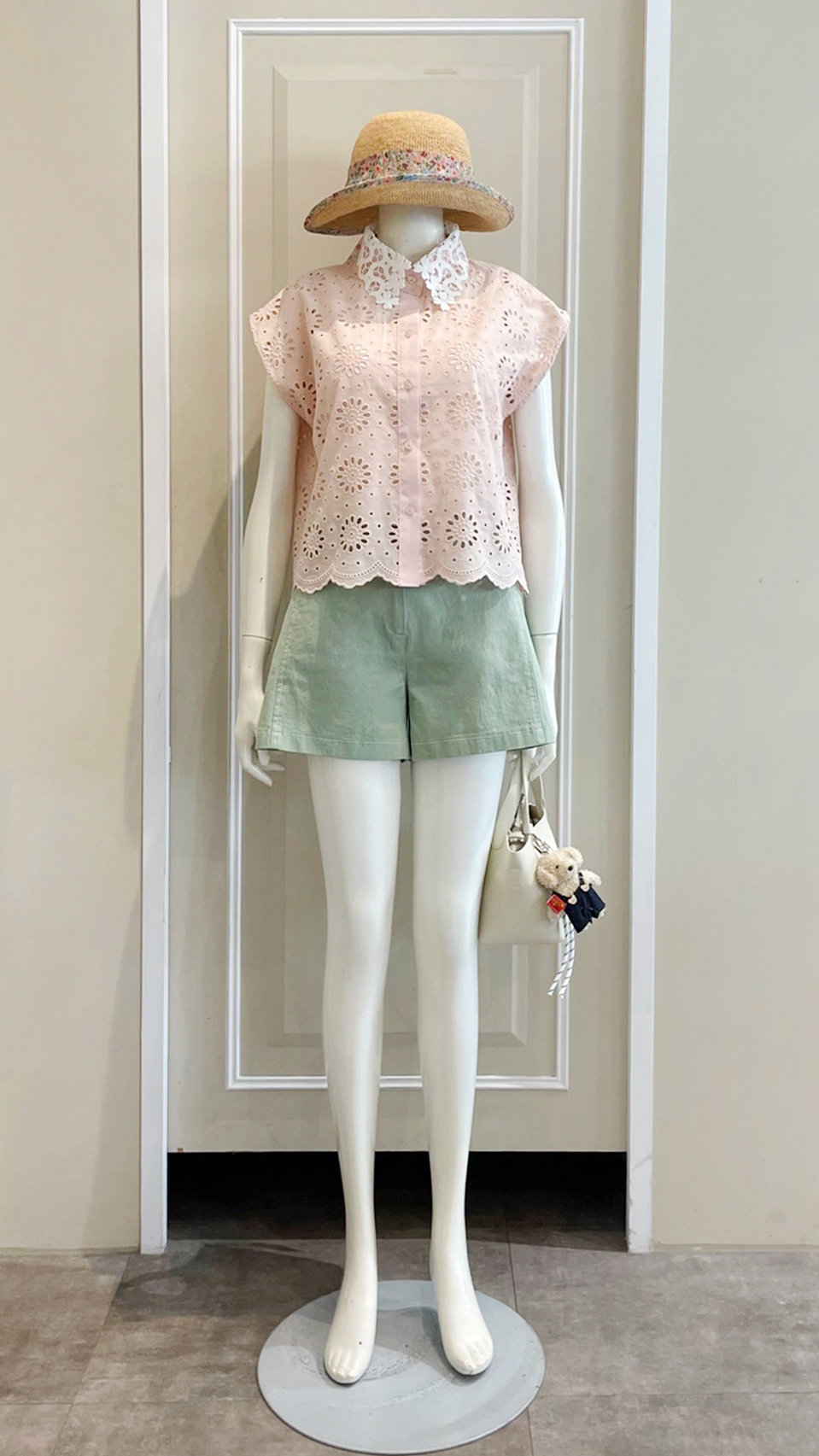 LINE_ALBUM_111.11.03 穿搭分享_221103_2