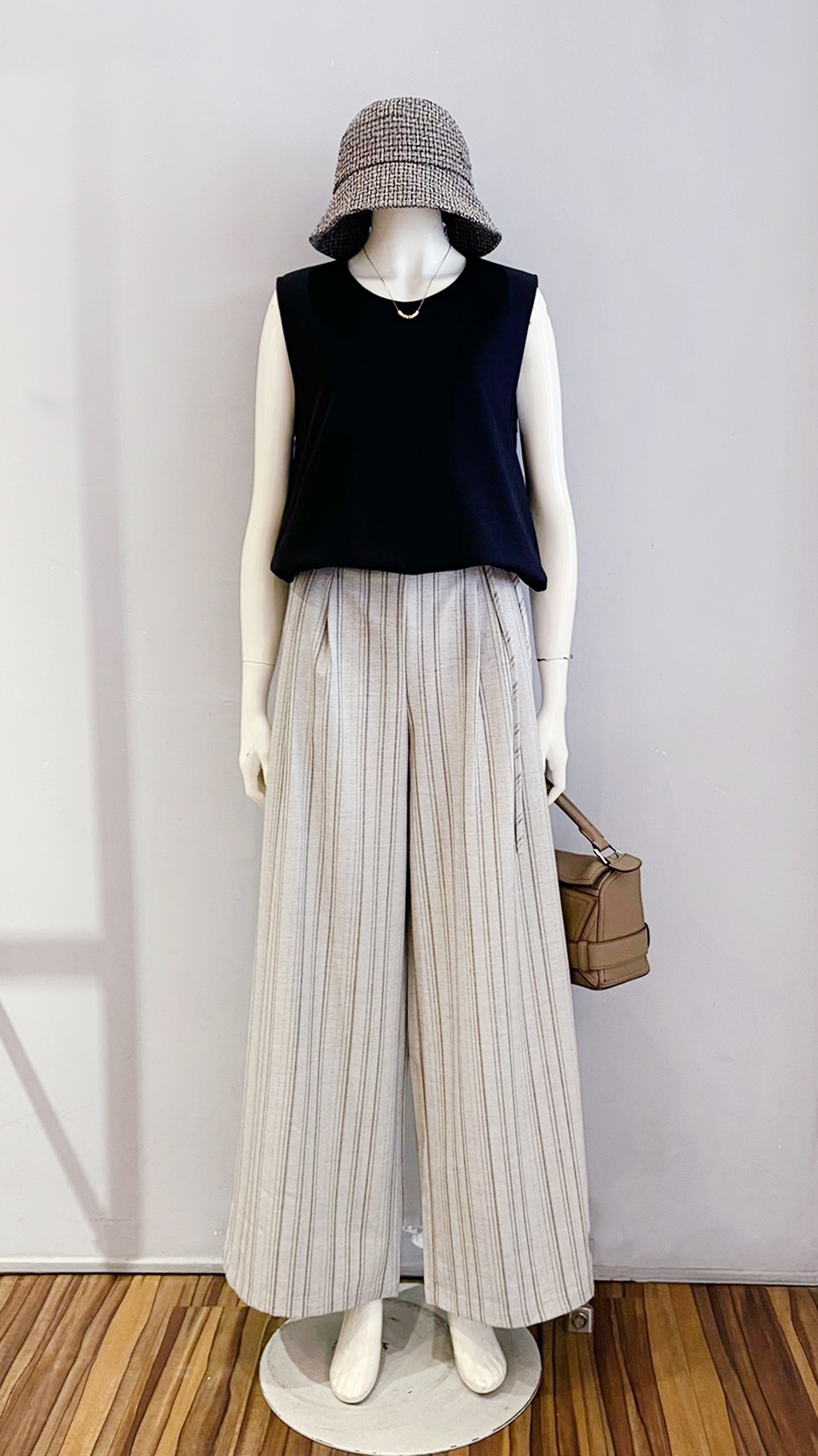 LINE_ALBUM_111.11.03 穿搭分享_221103_2