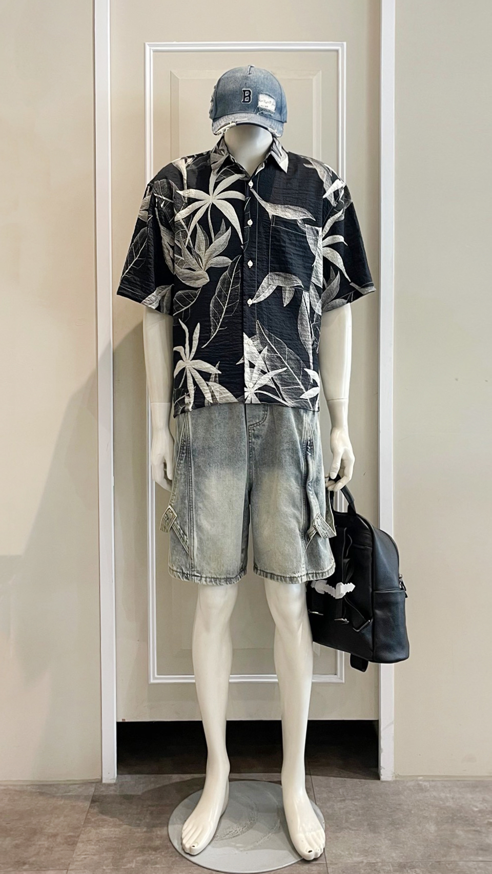 LINE_ALBUM_111.12.15 穿搭分享_221214_28