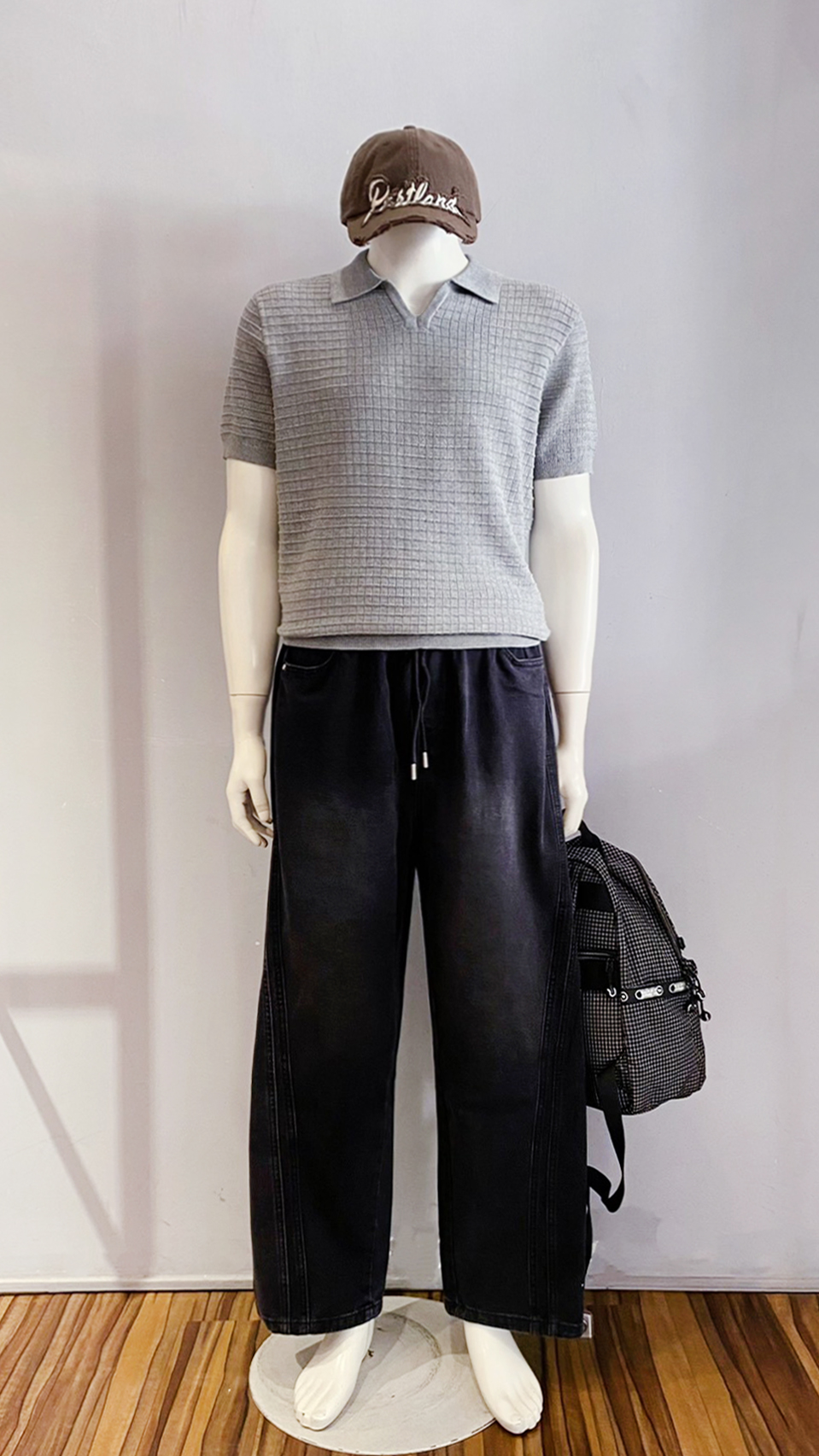 LINE_ALBUM_111.12.15 穿搭分享_221214_28