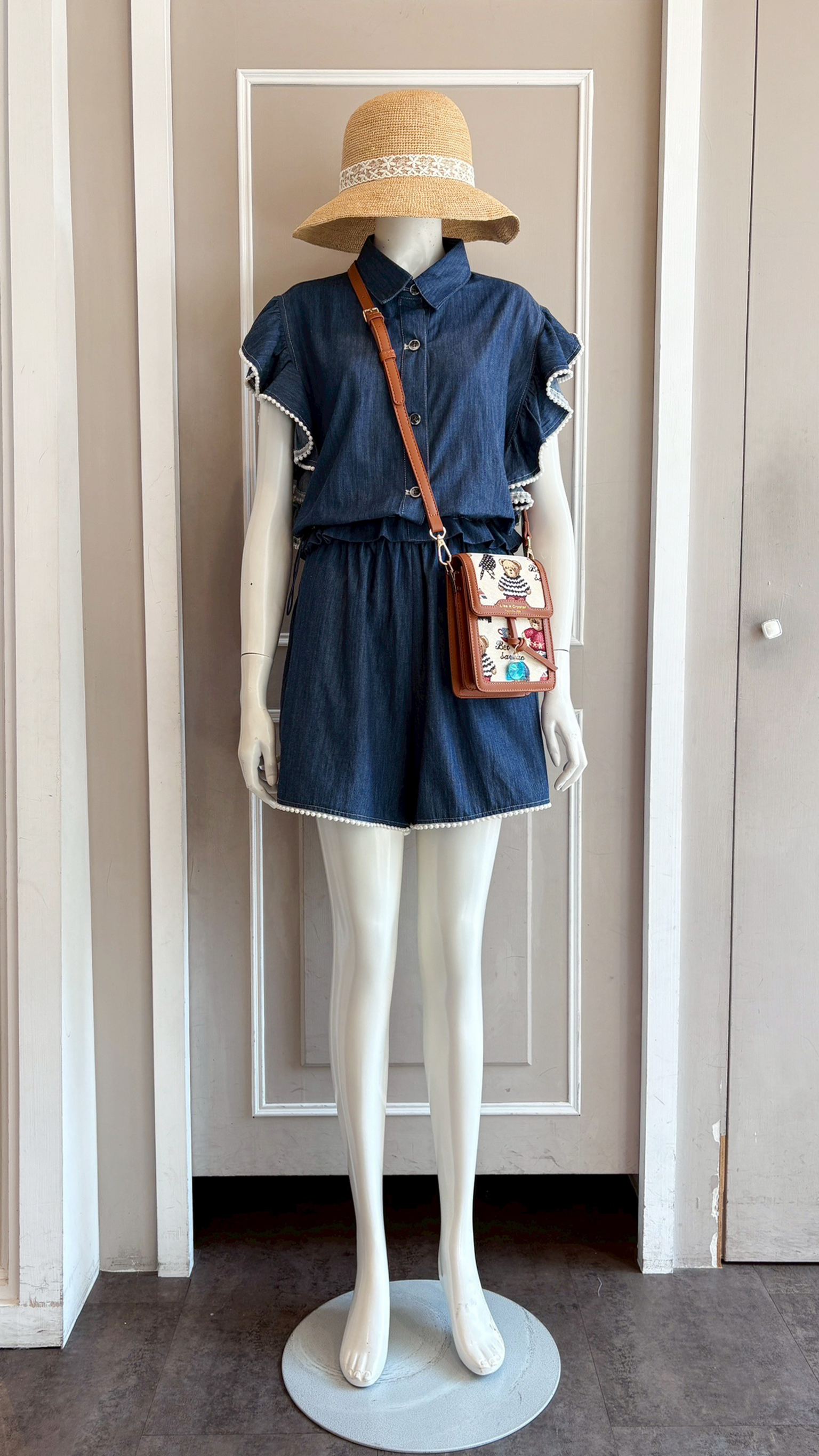 LINE_ALBUM_111.11.03 穿搭分享_221103_2