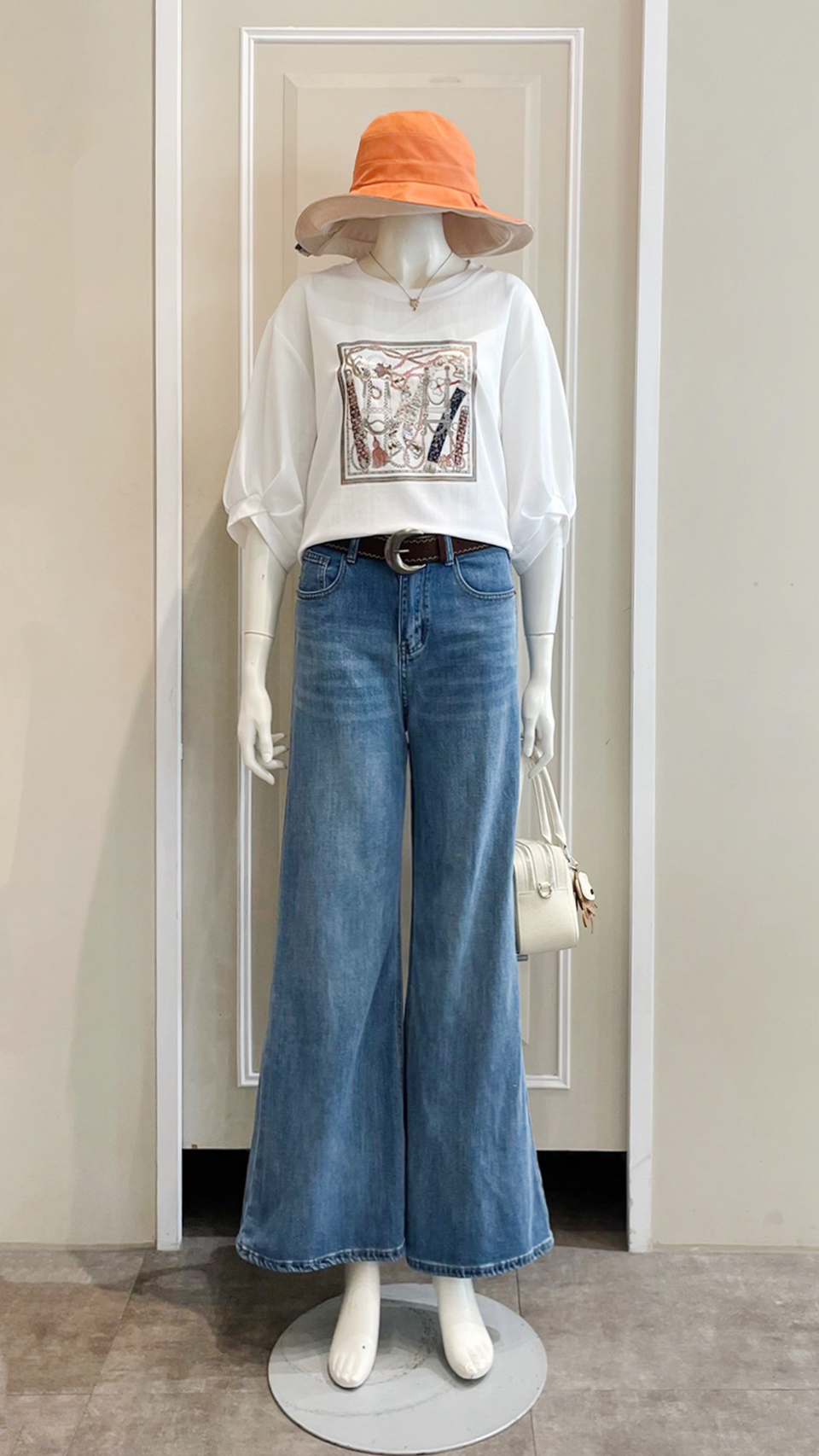 LINE_ALBUM_111.11.03 穿搭分享_221103_2