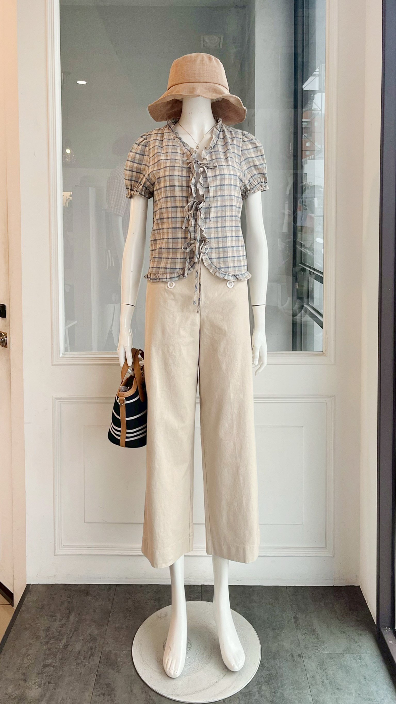 LINE_ALBUM_111.11.03 穿搭分享_221103_2