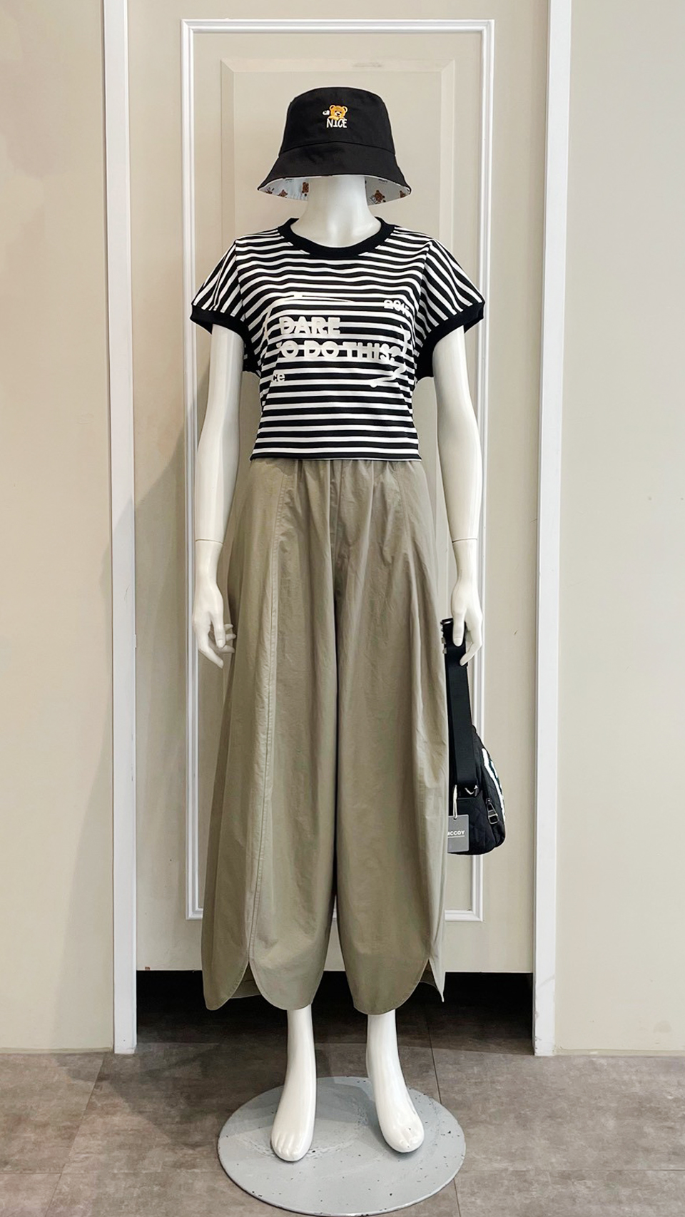 LINE_ALBUM_111.11.03 穿搭分享_221103_2