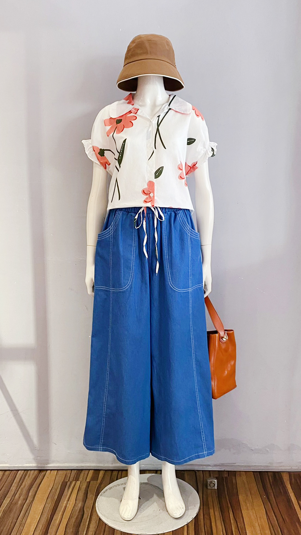 LINE_ALBUM_111.11.03 穿搭分享_221103_2