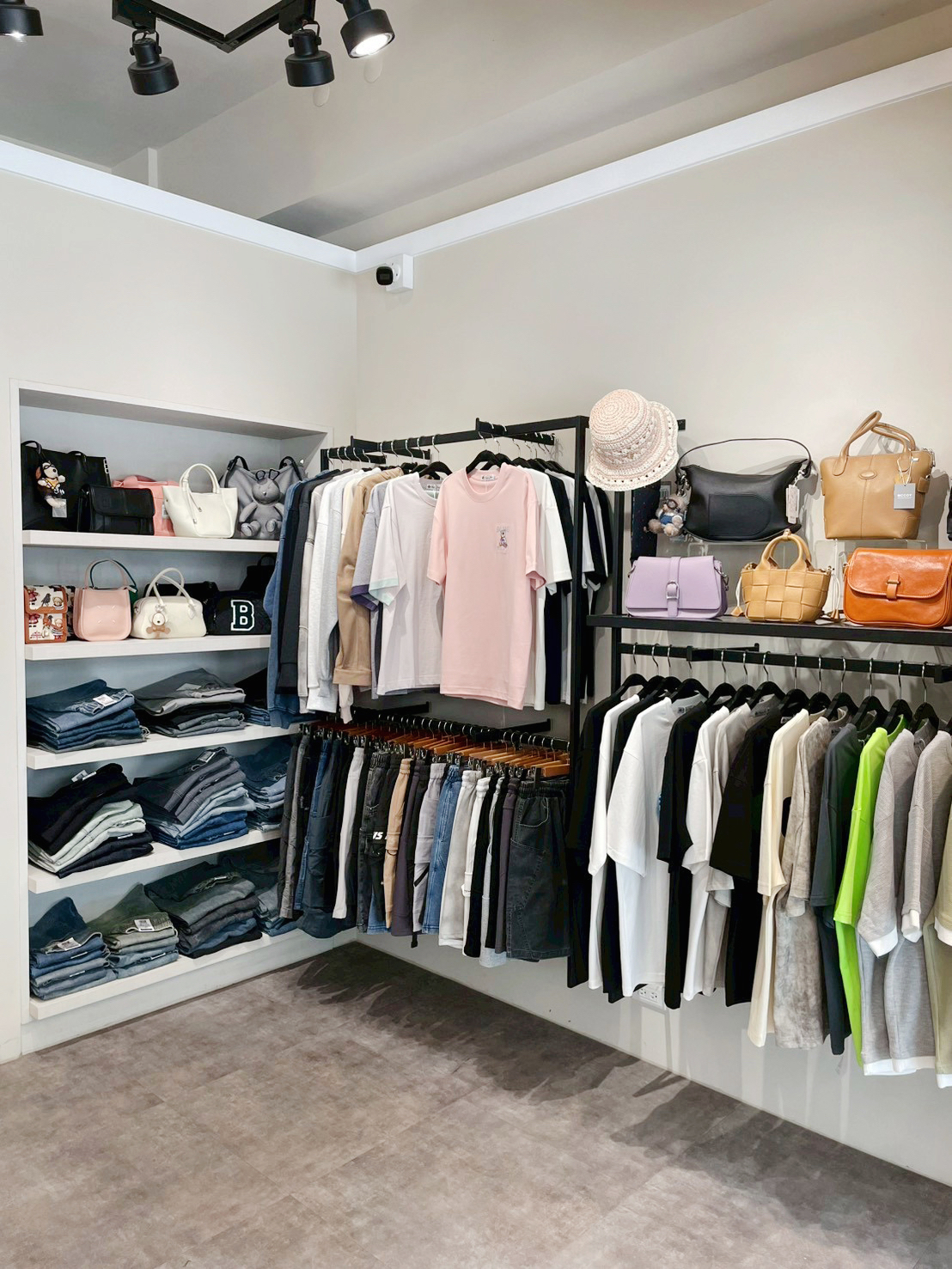 怡東店男裝豐富多元