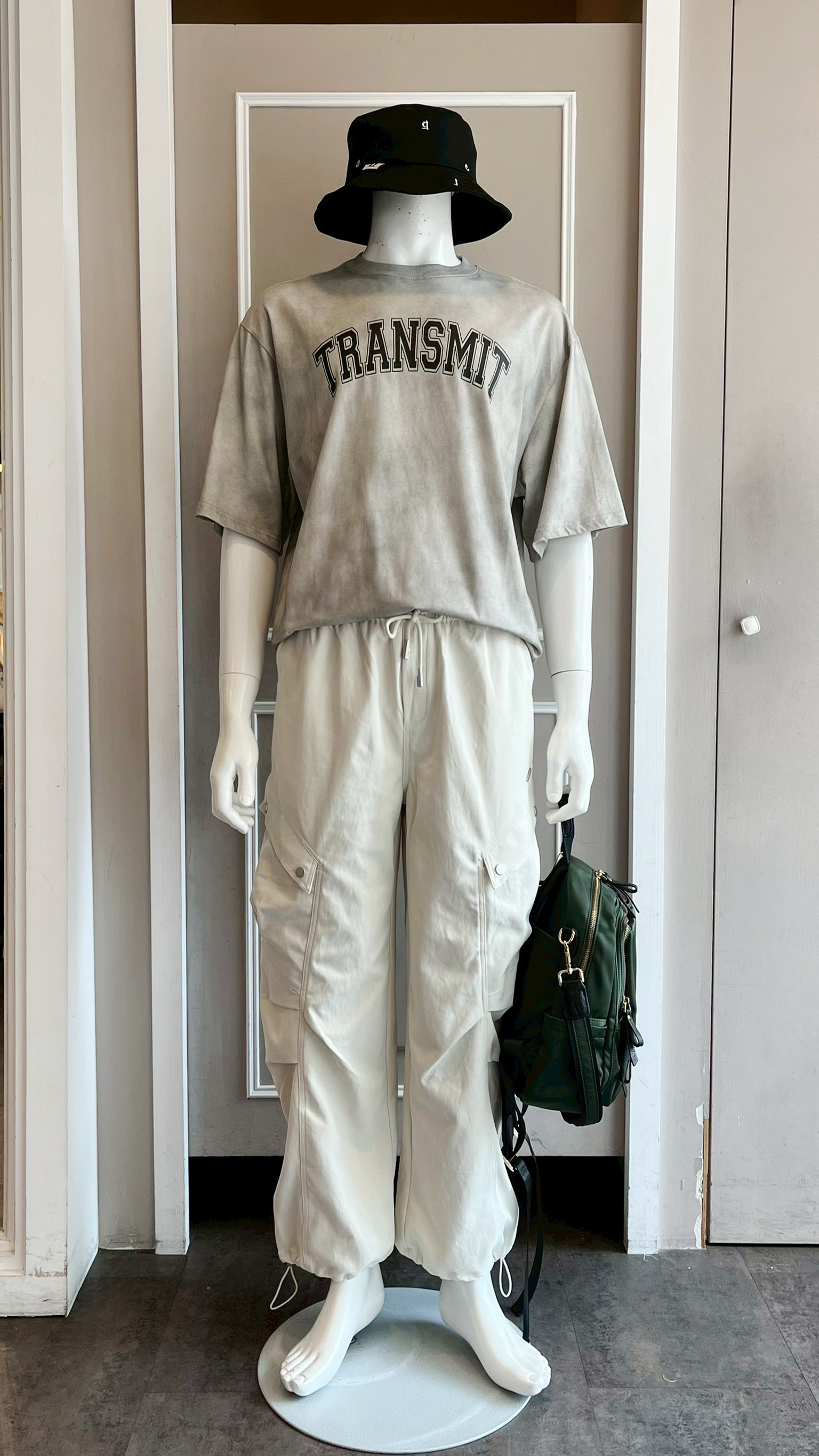 LINE_ALBUM_111.12.15 穿搭分享_221214_28