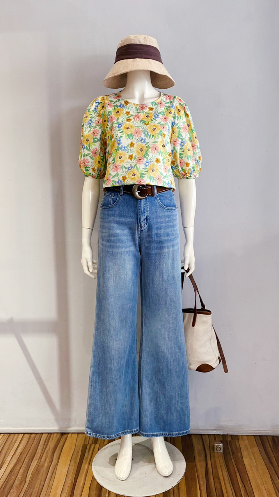 LINE_ALBUM_111.11.03 穿搭分享_221103_2