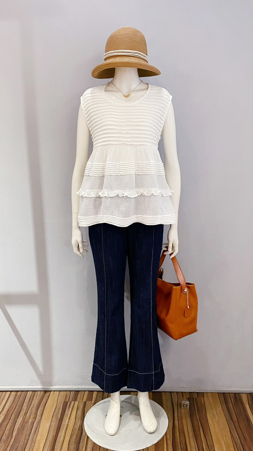 LINE_ALBUM_111.11.03 穿搭分享_221103_2