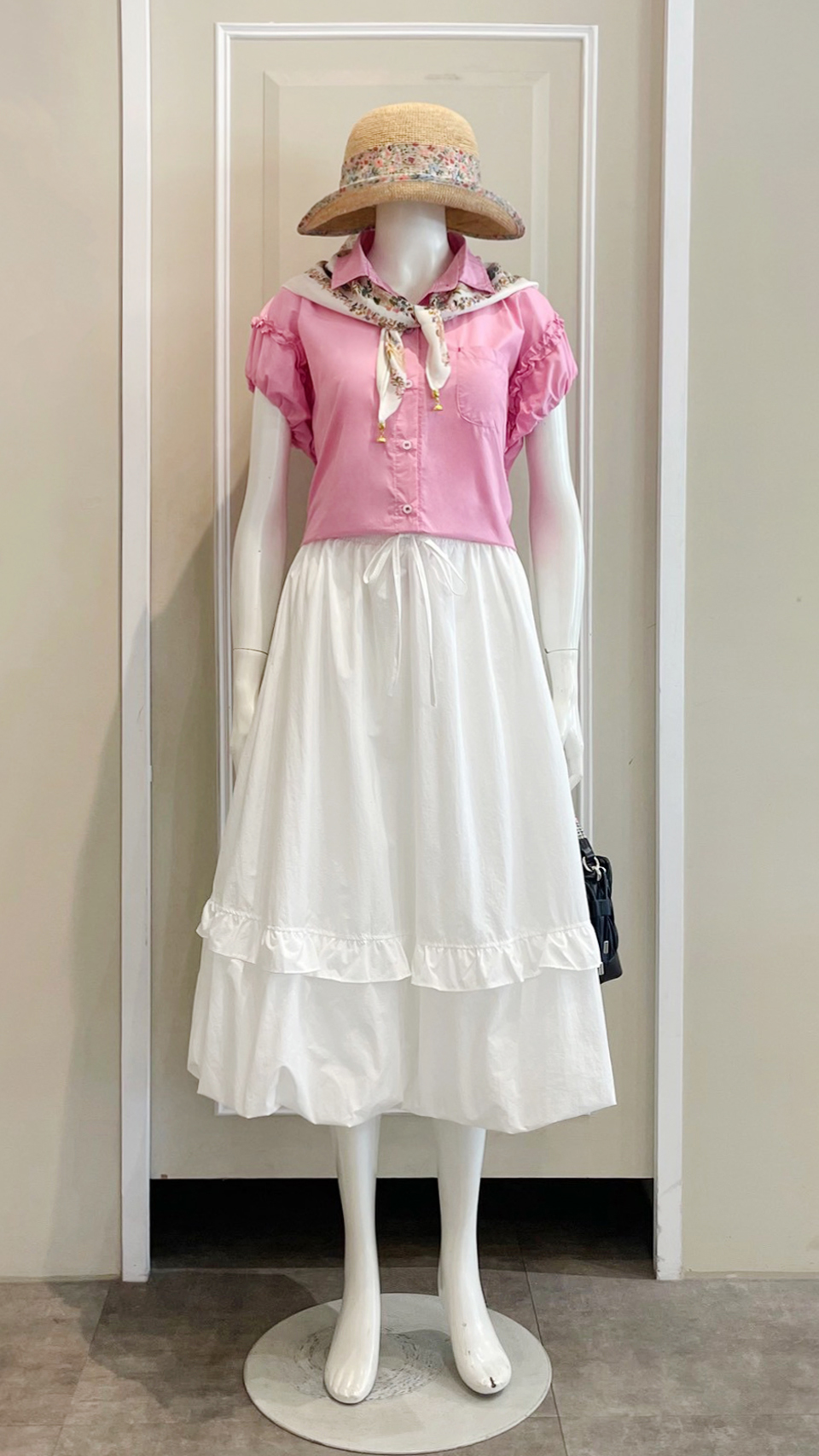 LINE_ALBUM_111.11.03 穿搭分享_221103_2