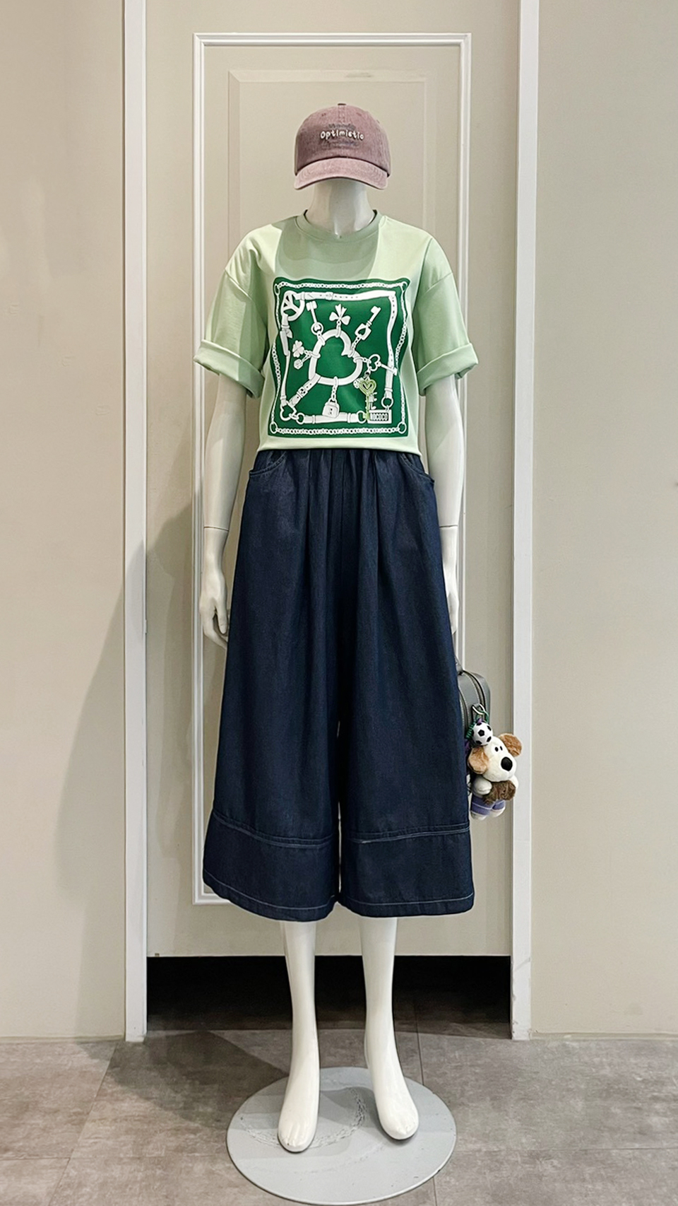 LINE_ALBUM_111.11.03 穿搭分享_221103_2