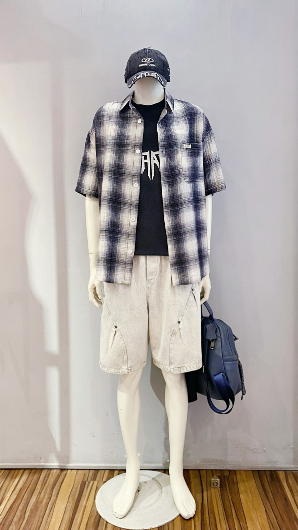 LINE_ALBUM_115.04.16 穿搭分享_260416_7