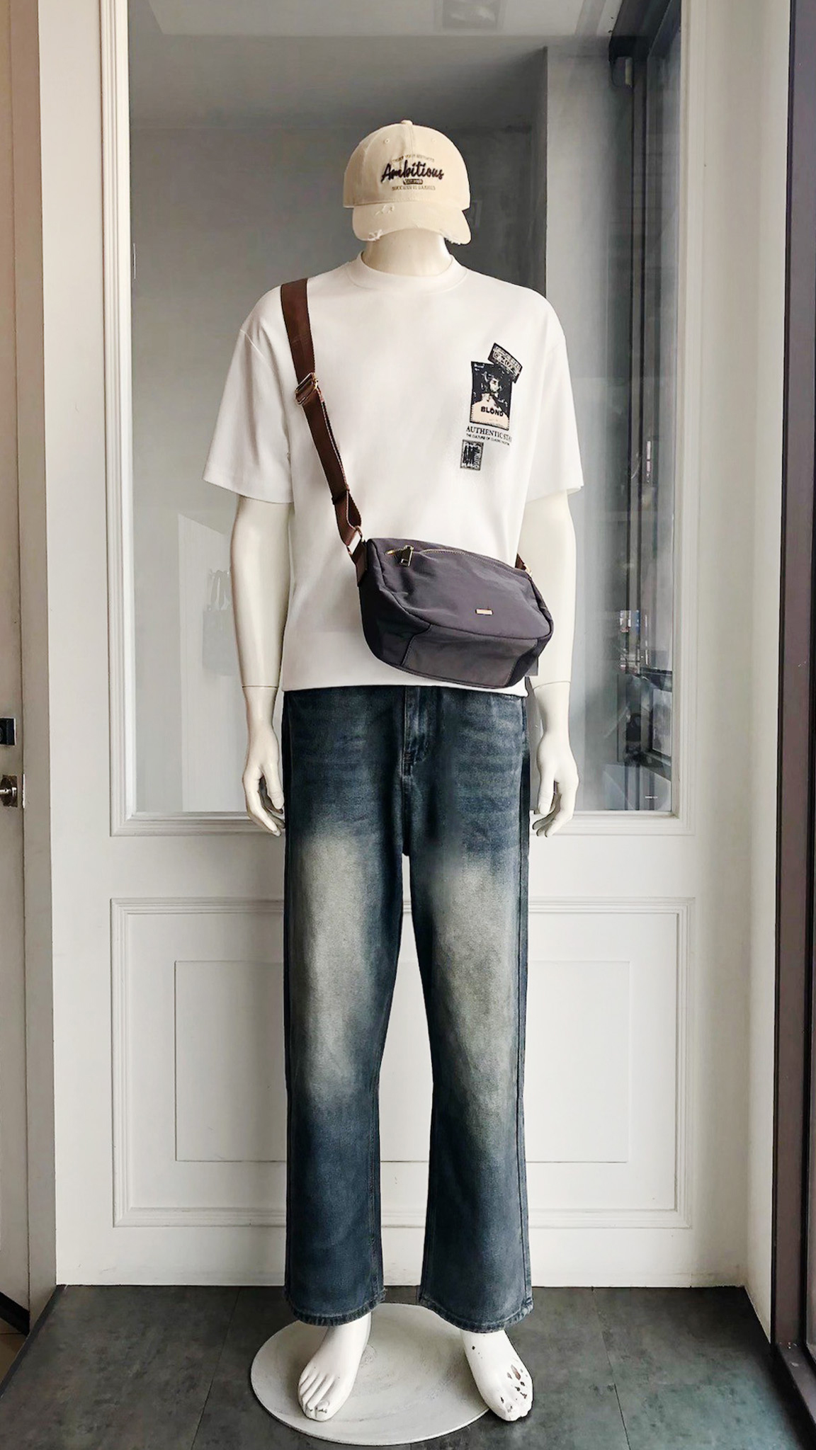 LINE_ALBUM_115.06.11 穿搭分享_260610_15
