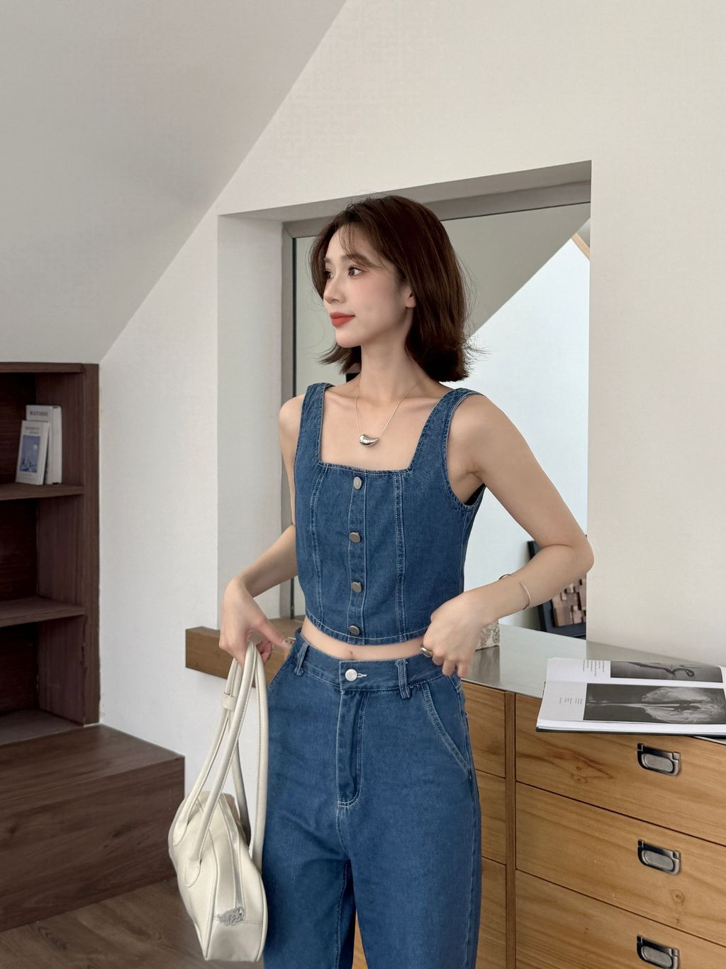 3cc272f19h757bdaaed8b793b2002248