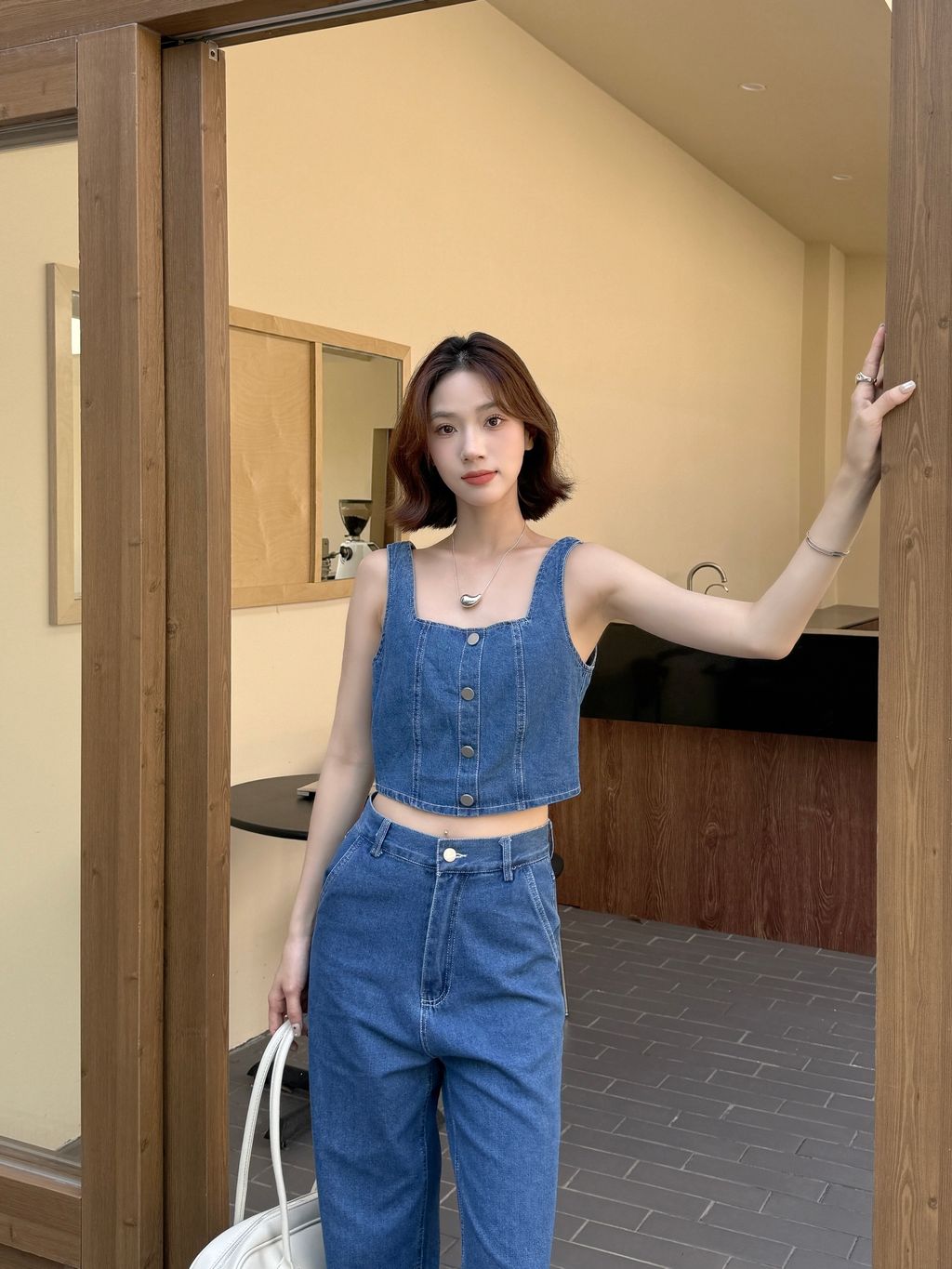 cb5dfae1dkccda8fdc7da0c70ed4710d