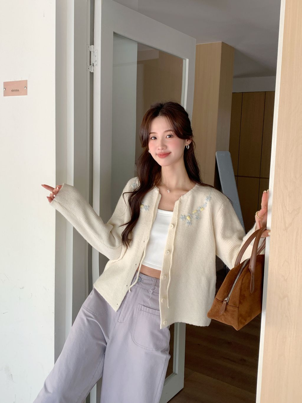 image_6E231B31-4E1B-44AC-B410-BA73C60750EA_1764730449