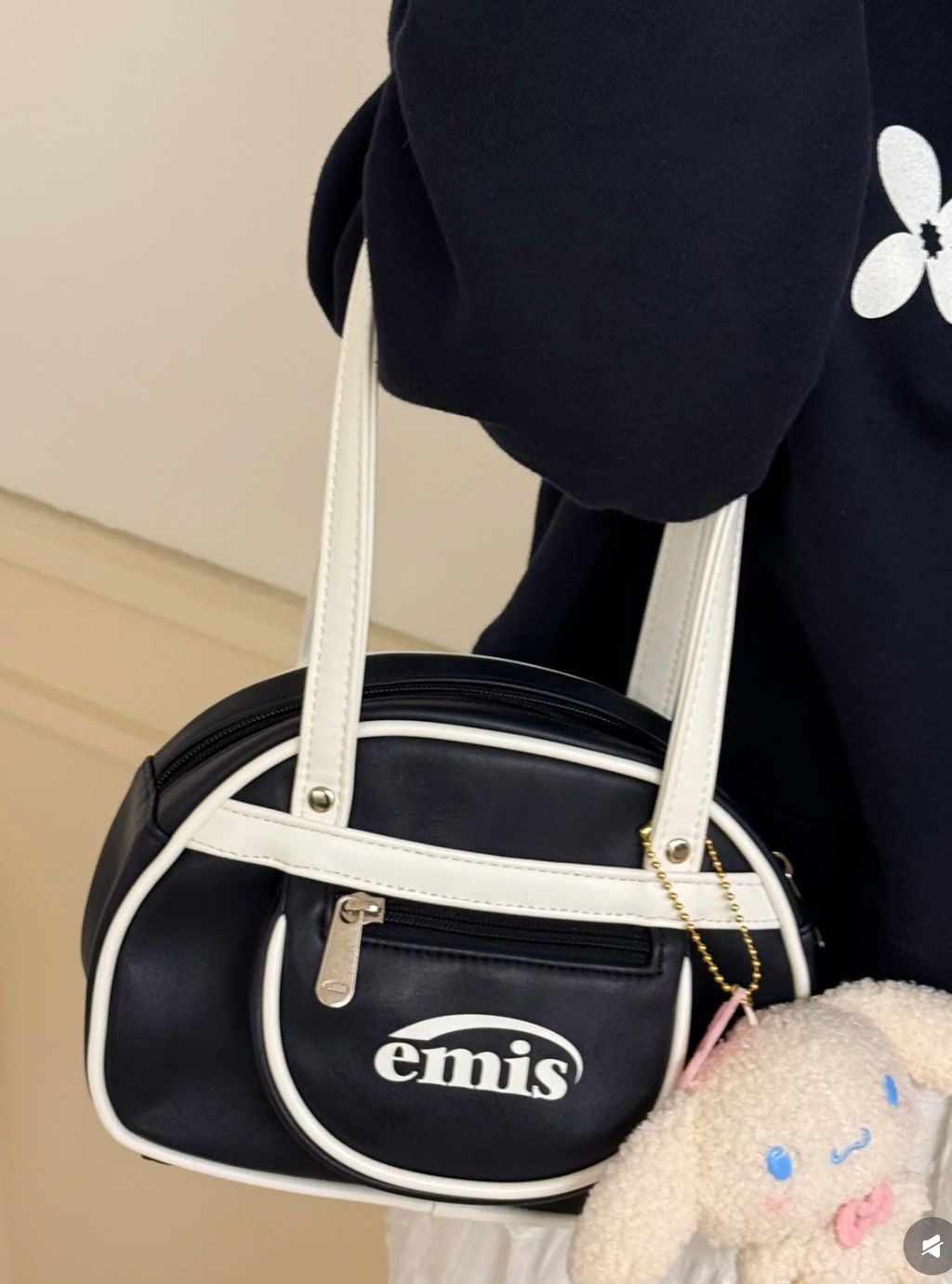 韓国人気ショルダーバッグ【EMIS】VINTAGE MINI BOWLING BAG EMIS】VINTAGE MINI BOWLING BAG – DOAKA