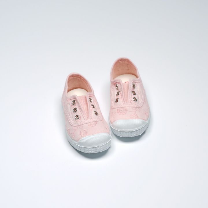 7099841-1.jpeg