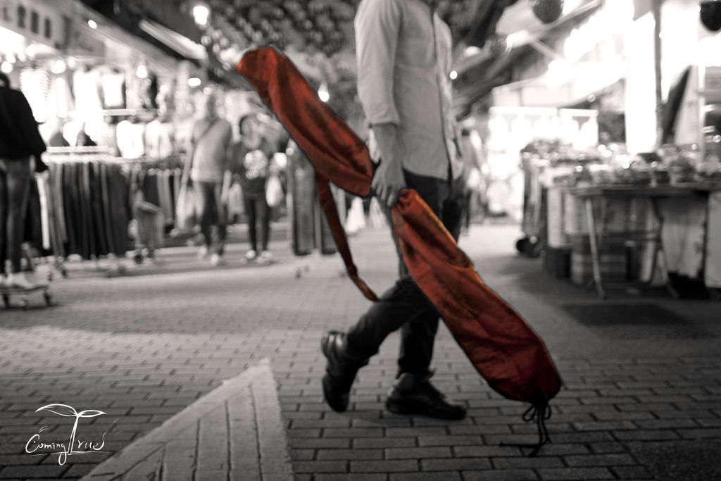 红1.jpg
