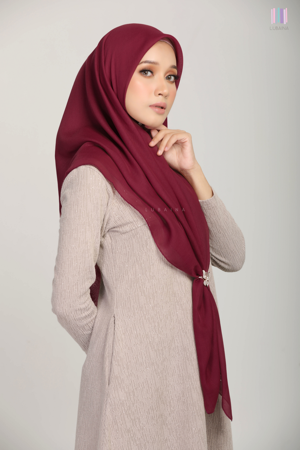 Lubaina-Bawal-Cotton-Zahraa-Bidang-50-Sizzling-Red.png