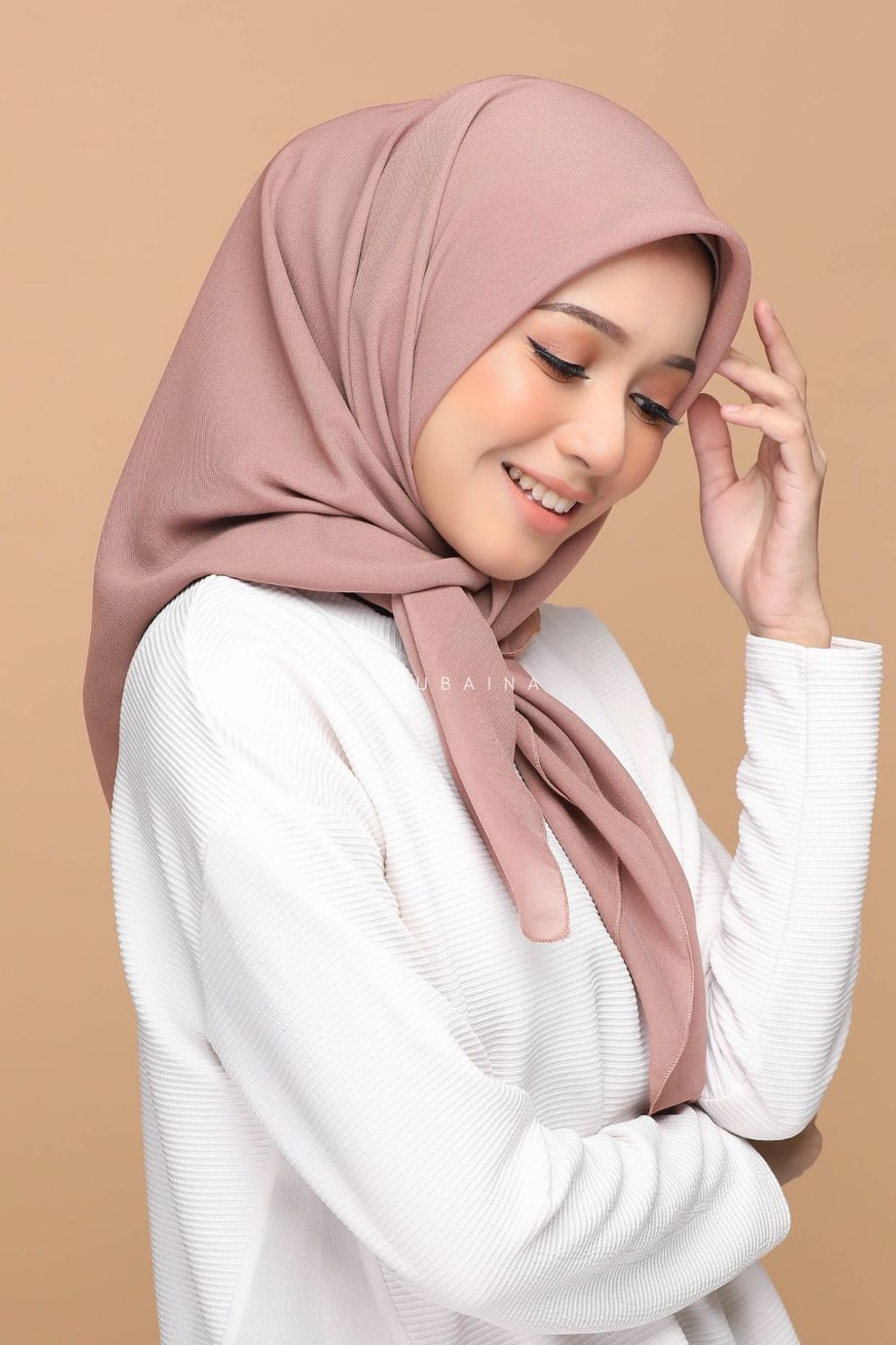 Website (1000 × 1500 px)