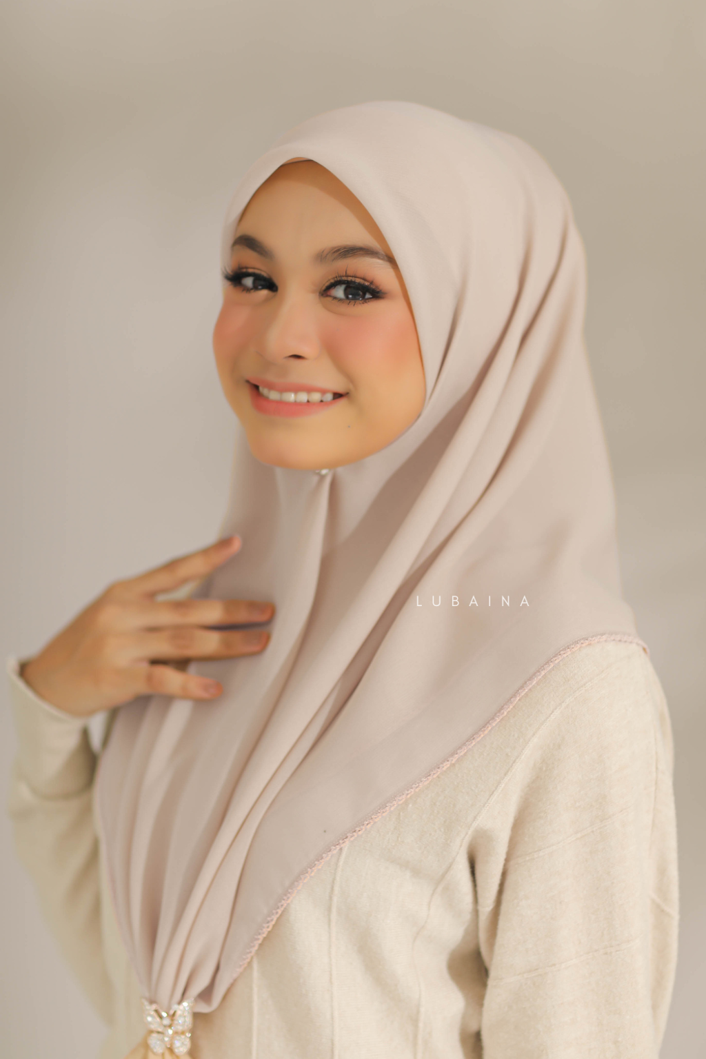 Website (1000 × 1500 px)