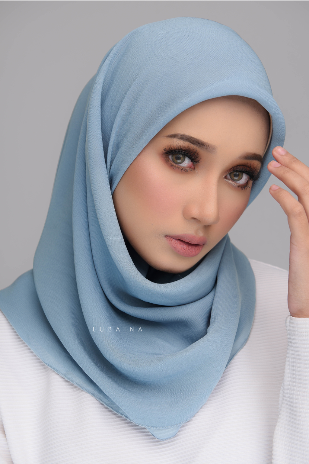 Website (1000 × 1500 px)