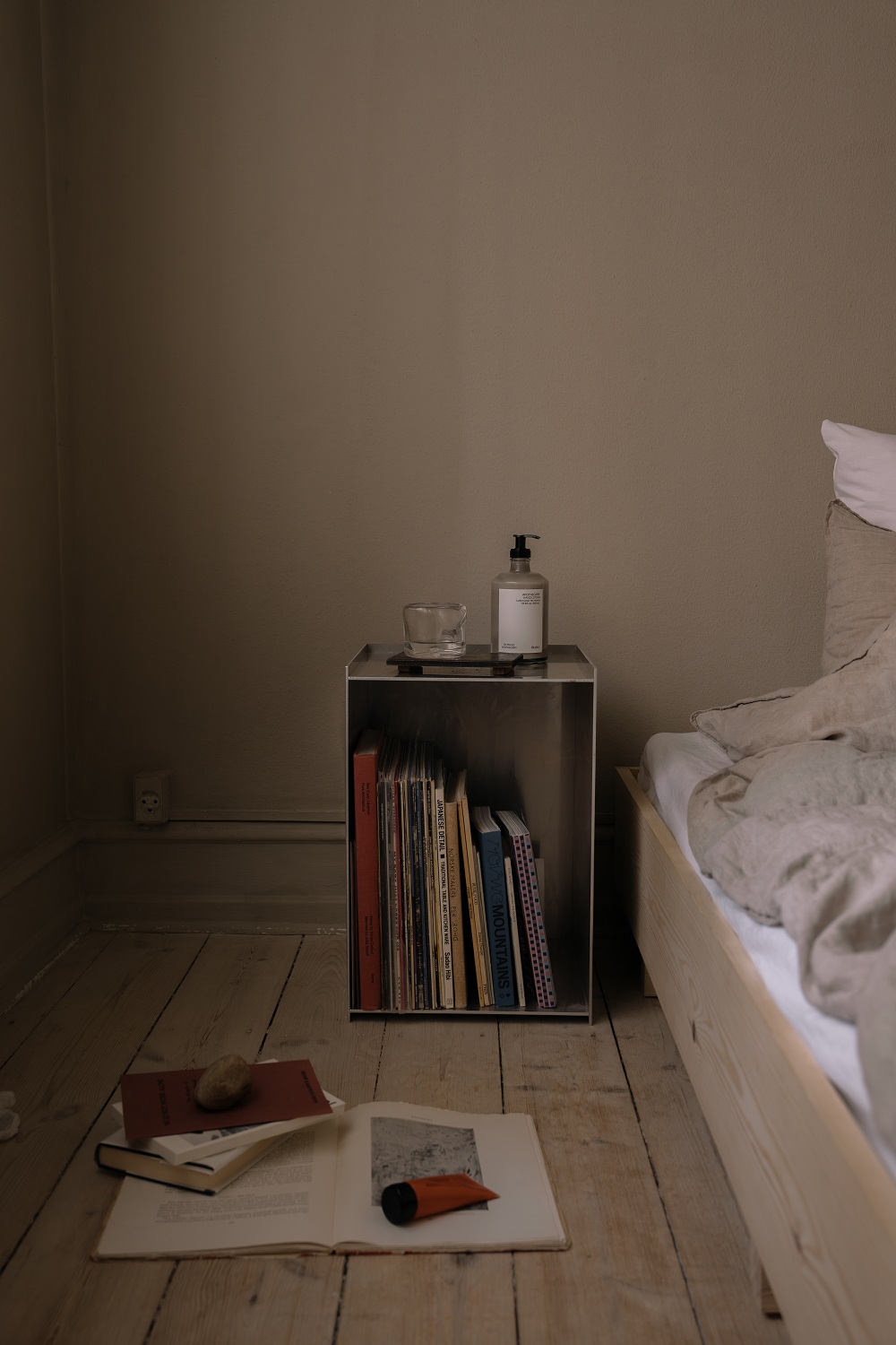 FRAMA Hand Care Context Image 12