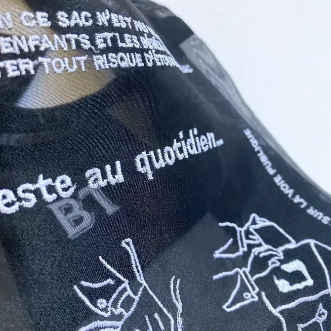 sac-chiens-organza-broderies-brigitte-tanaka