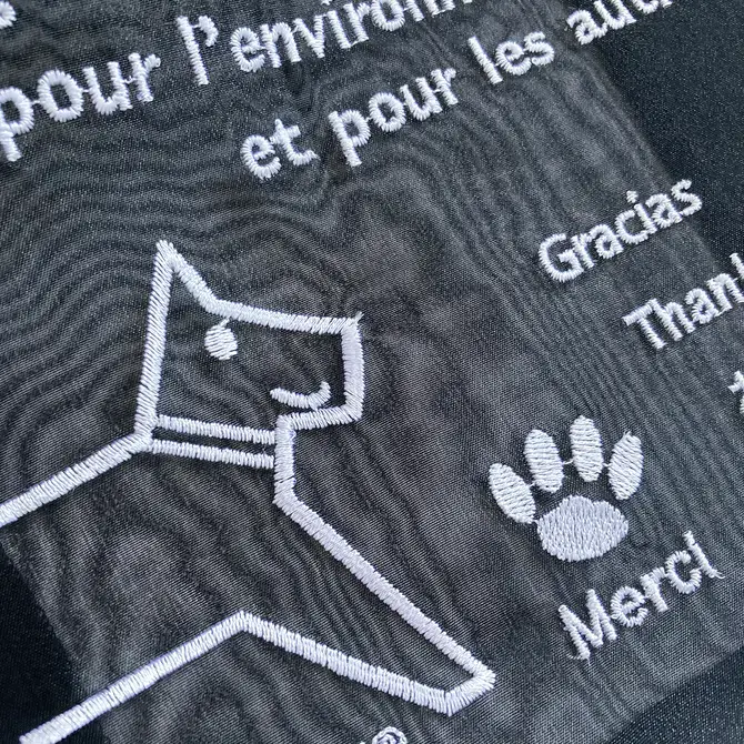 sac-chiens-organza-broderies-noir-brigitte-tanaka