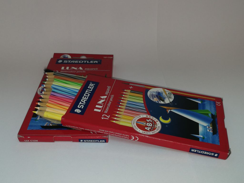 LUNA AQUARELLE PENCIL  SET 12.jpg