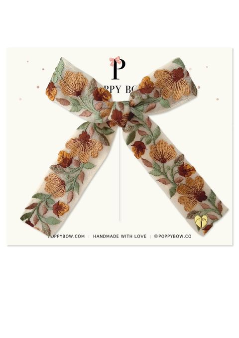 Embroidered bows 15_8-3